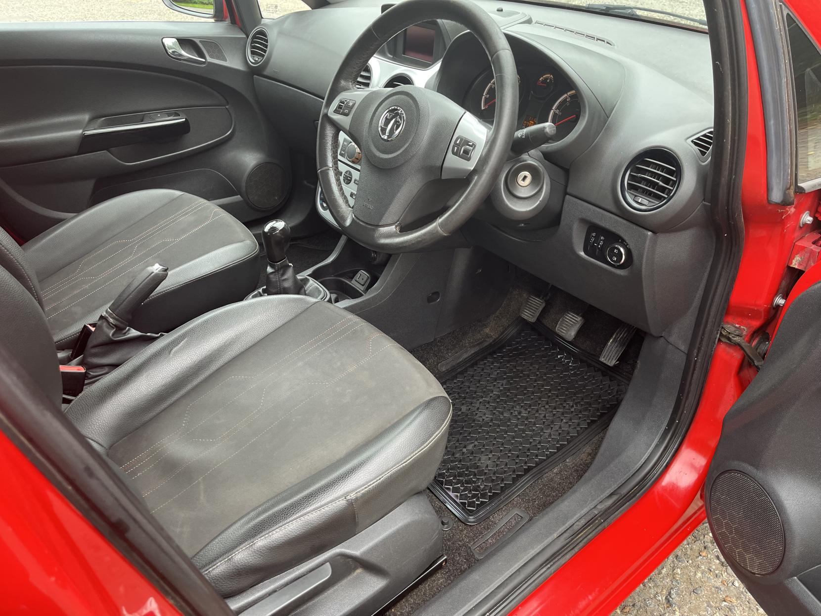 Vauxhall Corsa 1.4 16V Active Hatchback 5dr Petrol Manual Euro 5 (A/C) (100 ps)