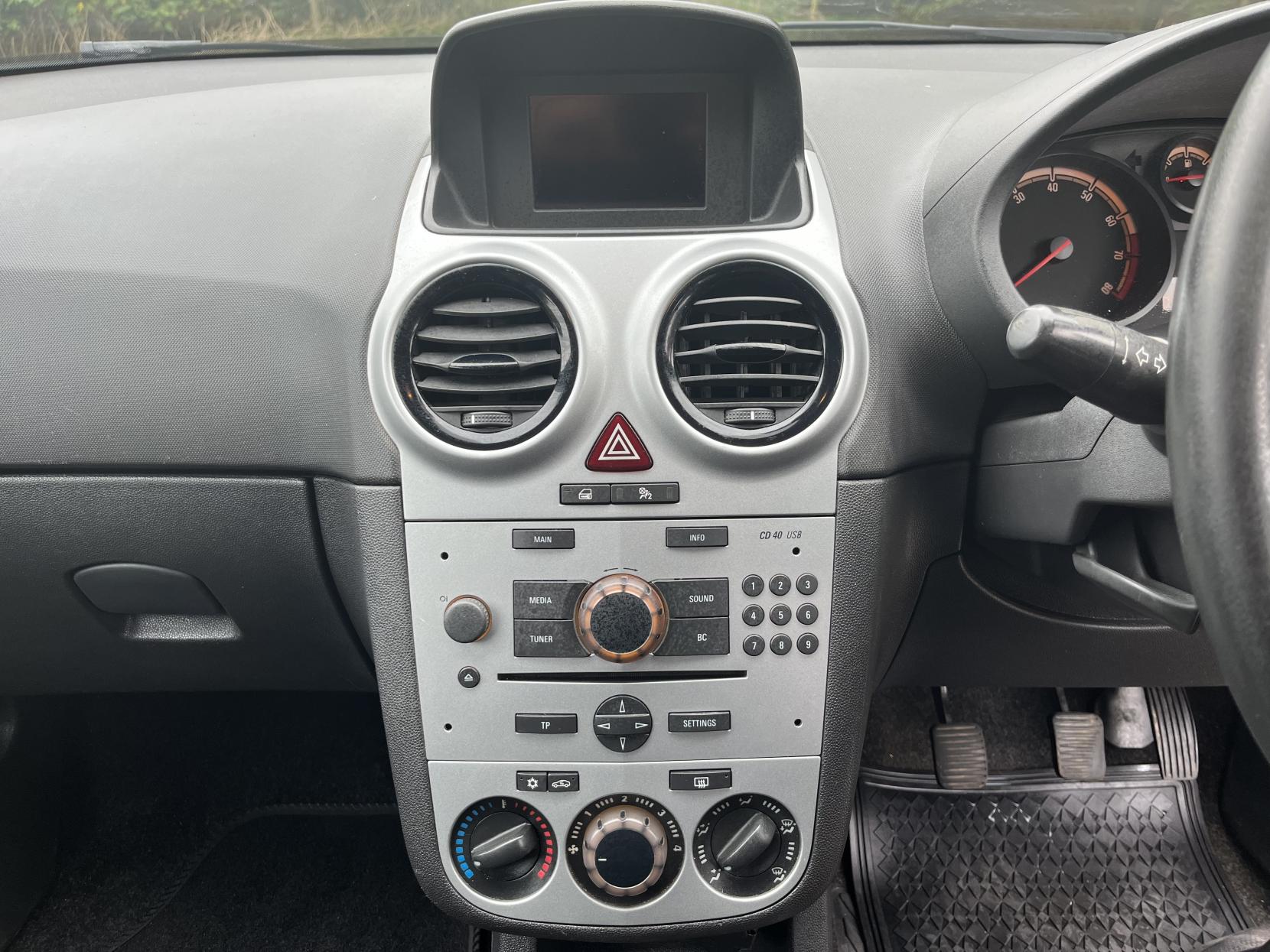 Vauxhall Corsa 1.4 16V Active Hatchback 5dr Petrol Manual Euro 5 (A/C) (100 ps)