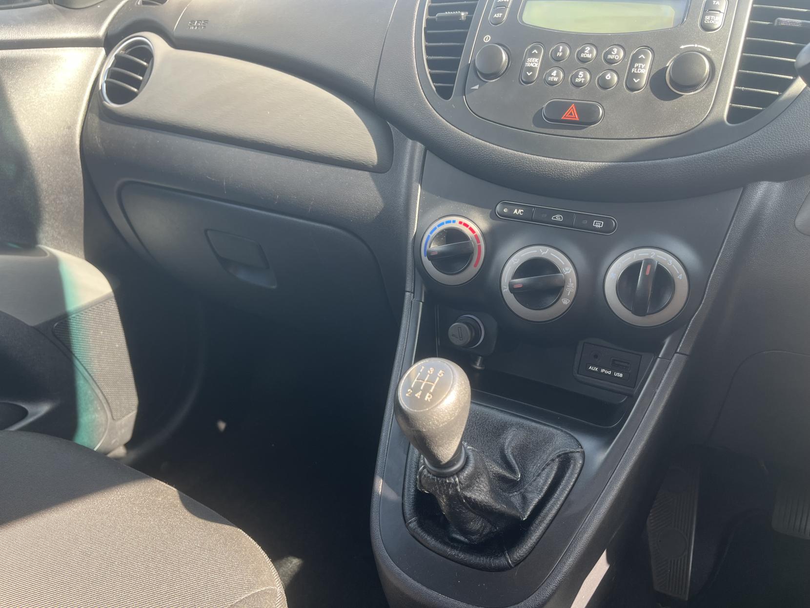 Hyundai i10 1.2 Active Hatchback 5dr Petrol Manual Euro 5 (85 bhp)