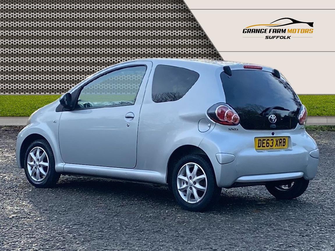 Toyota AYGO 1.0 VVT-i Mode Hatchback 3dr Petrol Manual Euro 5 (68 ps)