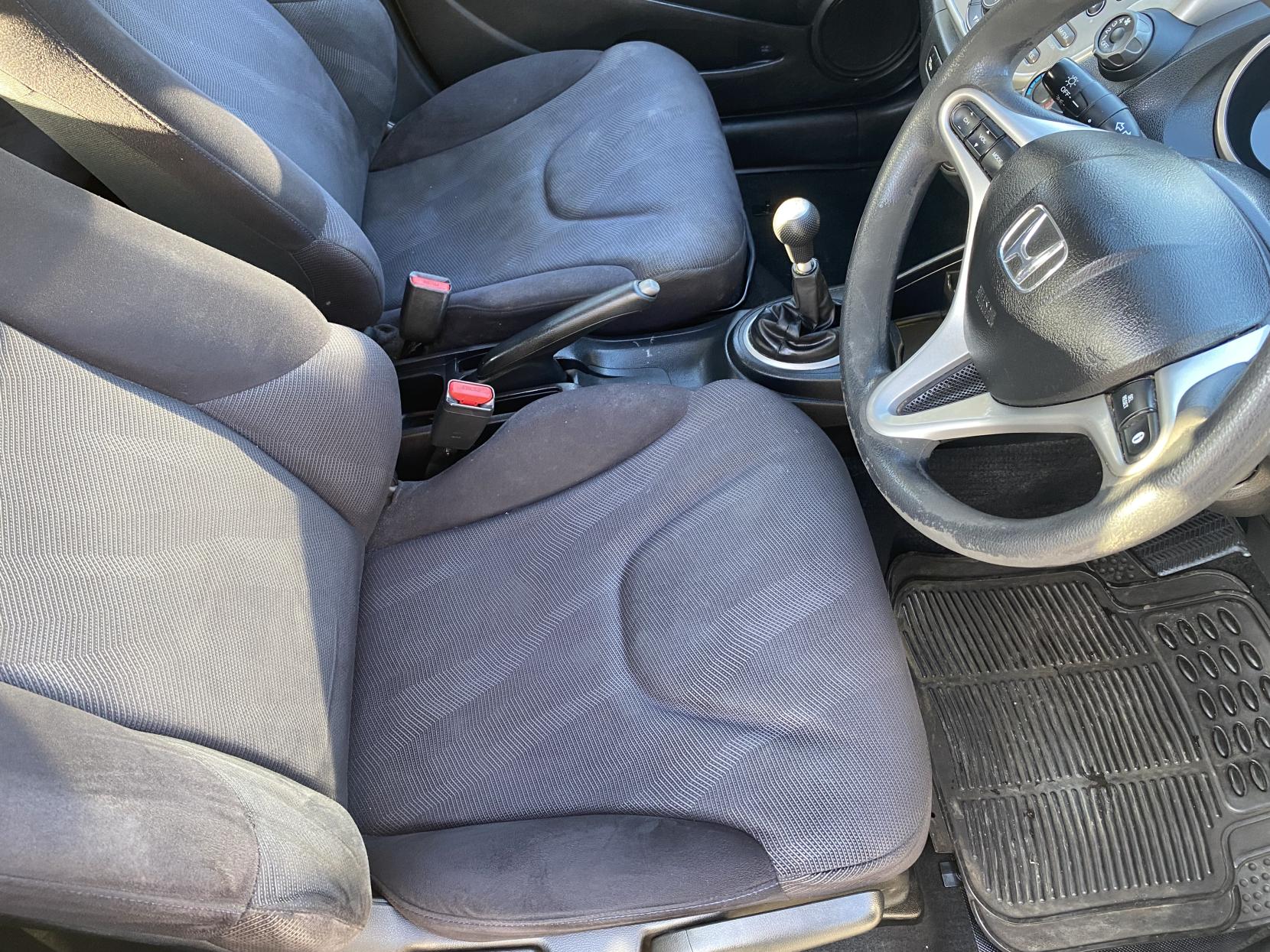 Honda Jazz 1.4 i-VTEC Si Hatchback 5dr Petrol Manual Euro 4 (100 ps)