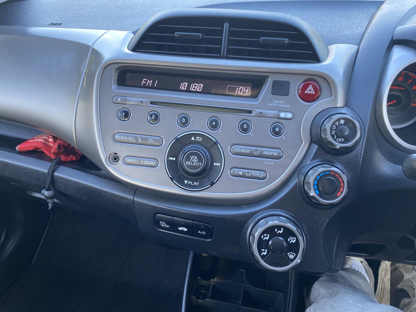 Honda Jazz 1.4 i-VTEC Si Hatchback 5dr Petrol Manual Euro 4 (100 ps)