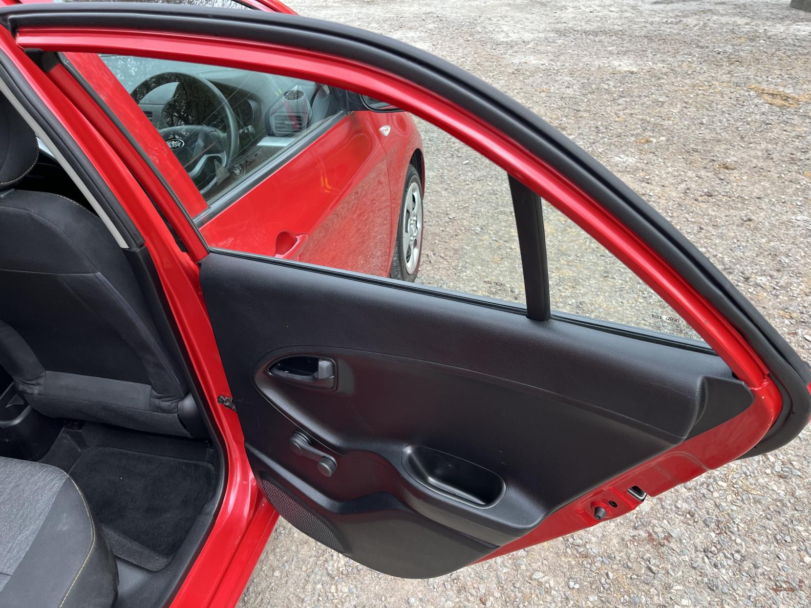 Kia Picanto 1.0 1 Hatchback 5dr Petrol Manual Euro 5 (68 bhp)