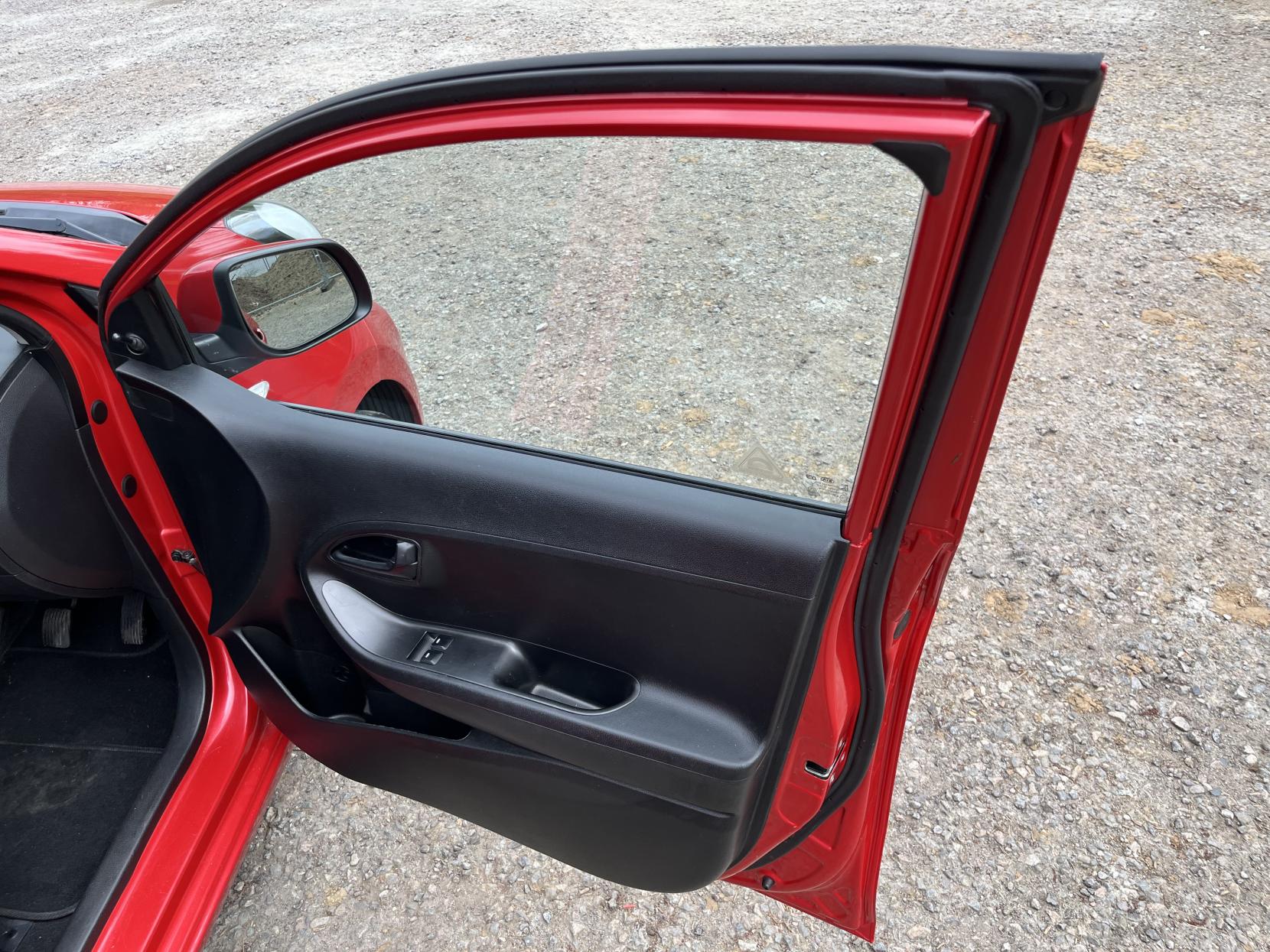 Kia Picanto 1.0 1 Hatchback 5dr Petrol Manual Euro 5 (68 bhp)