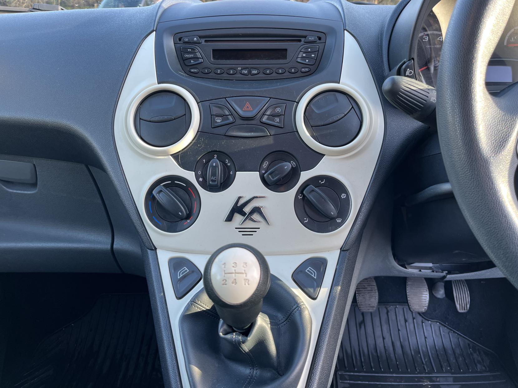 Ford Ka 1.2 Edge Hatchback 3dr Petrol Manual Euro 5 (s/s) (69 ps)