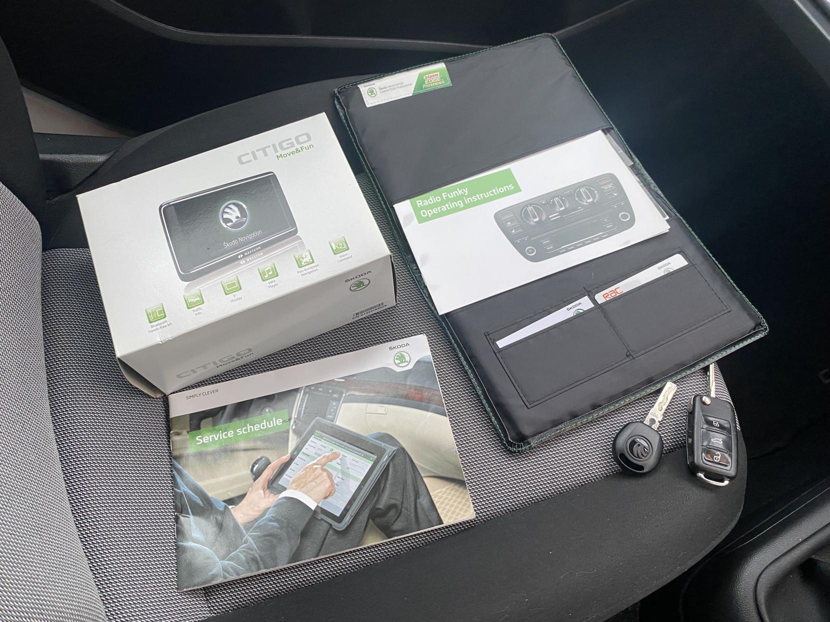 Skoda Citigo 1.0 MPI SE Hatchback 3dr Petrol Manual Euro 5 (60 ps)