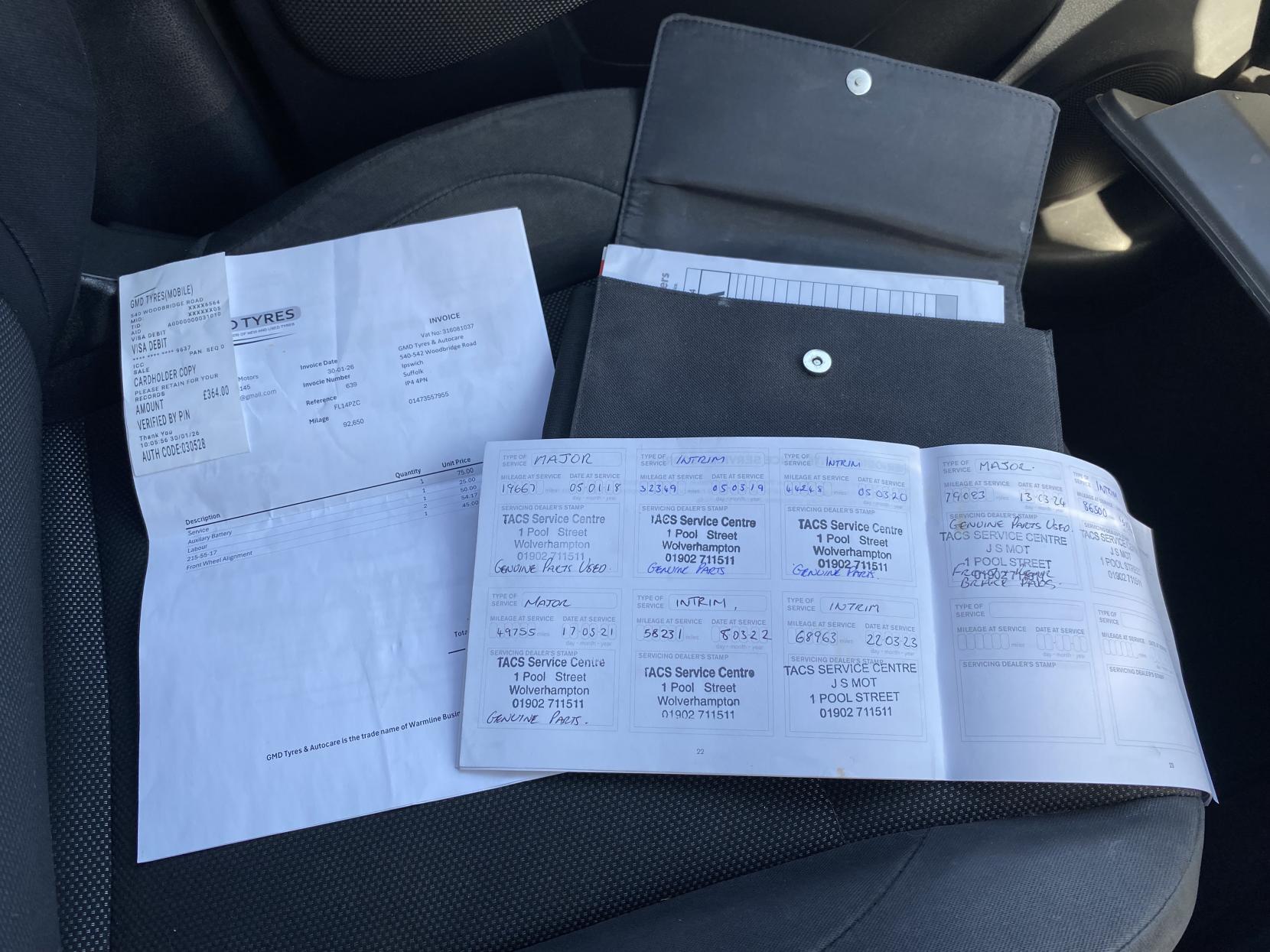 Nissan Juke 1.6 Acenta SUV 5dr Petrol Manual Euro 5 (s/s) (117 ps)