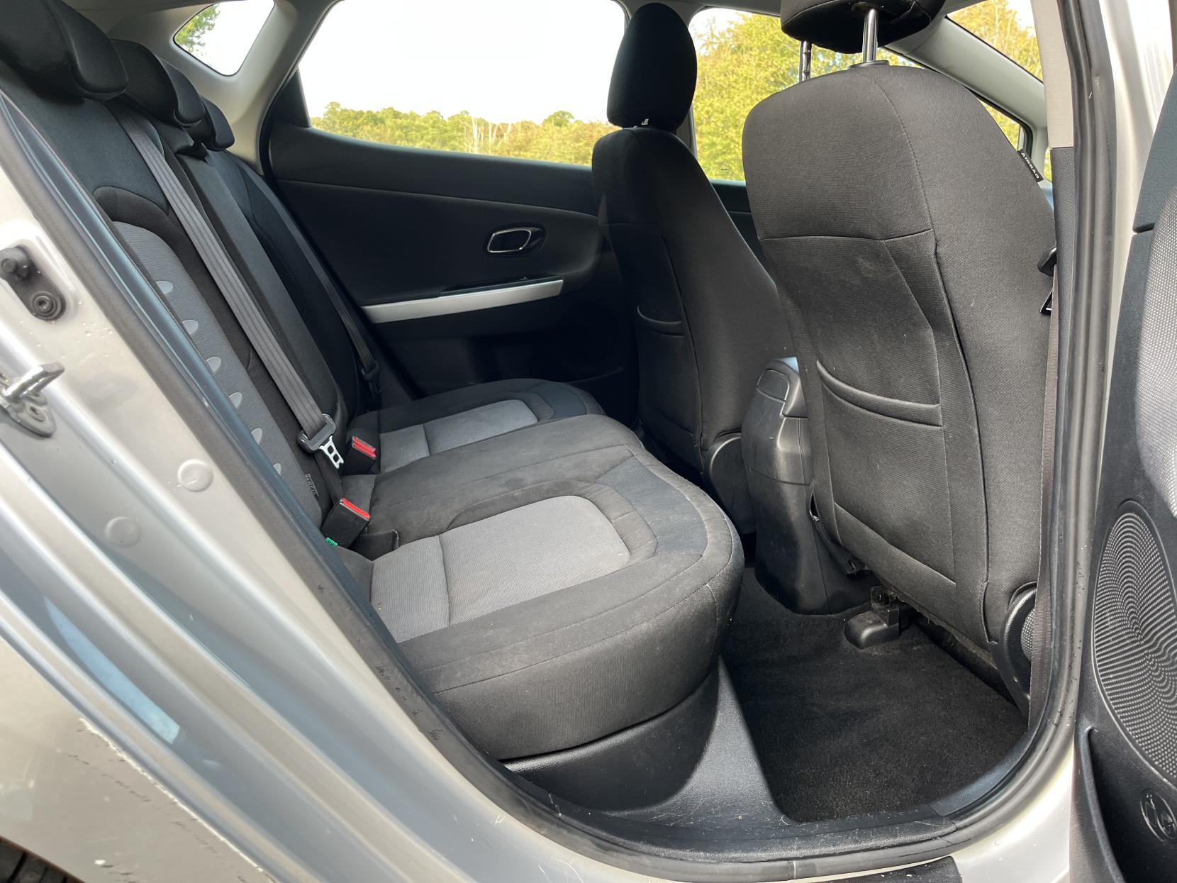 Kia Ceed 1.6 GDi EcoDynamics 2 Hatchback 5dr Petrol Manual Euro 5 (s/s) (133 bhp)
