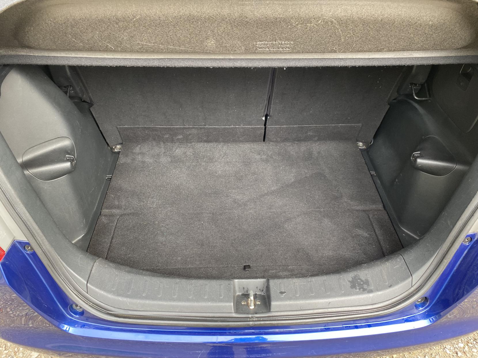 Honda Jazz 1.4 i-VTEC ES Hatchback 5dr Petrol Manual Euro 5 (99 ps)