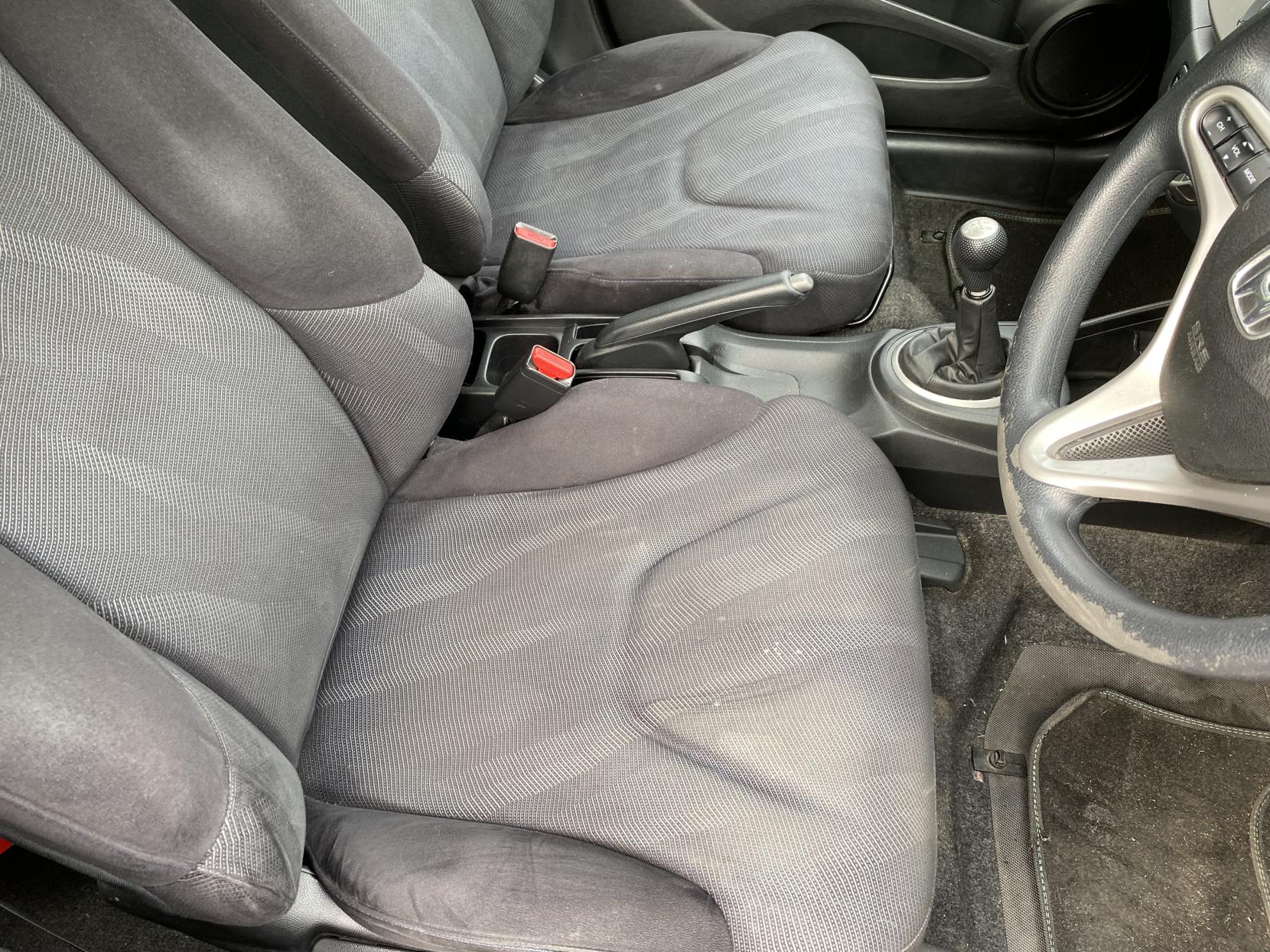 Honda Jazz 1.4 i-VTEC ES Hatchback 5dr Petrol Manual Euro 5 (99 ps)