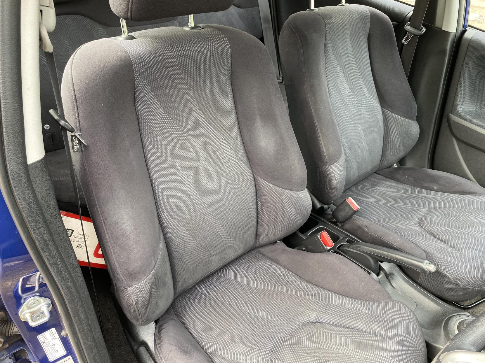 Honda Jazz 1.4 i-VTEC ES Hatchback 5dr Petrol Manual Euro 5 (99 ps)