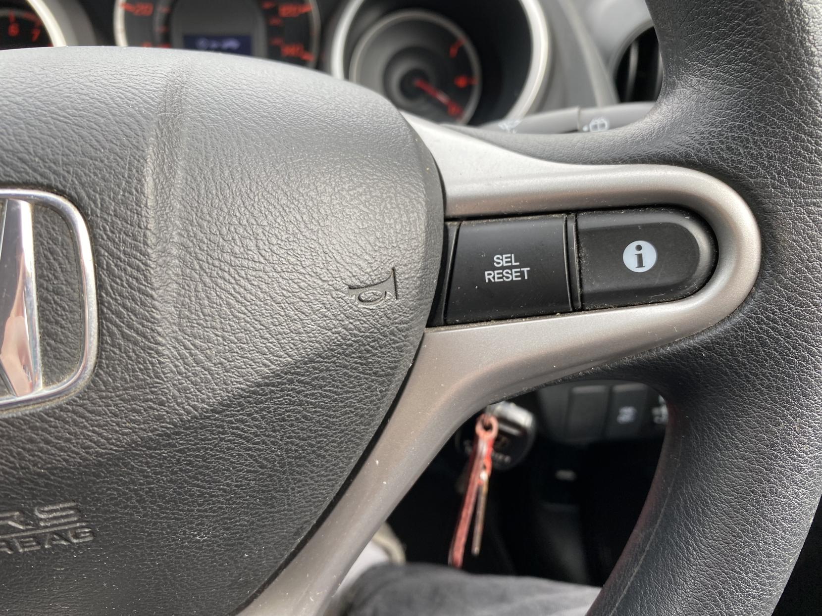 Honda Jazz 1.4 i-VTEC ES Hatchback 5dr Petrol Manual Euro 5 (99 ps)