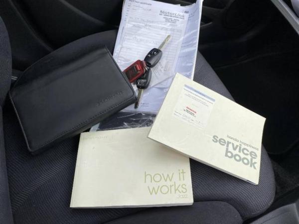 Honda Jazz 1.4 i-VTEC ES Hatchback 5dr Petrol Manual Euro 5 (99 ps)