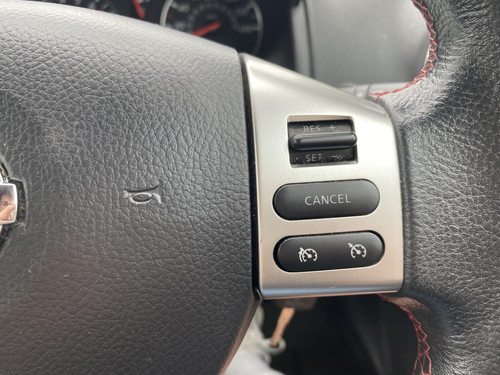 Nissan Note 1.4 16V n-tec Hatchback 5dr Petrol Manual Euro 5 (88 ps)