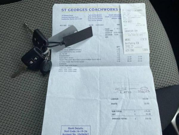 Nissan Note 1.4 16V n-tec Hatchback 5dr Petrol Manual Euro 5 (88 ps)