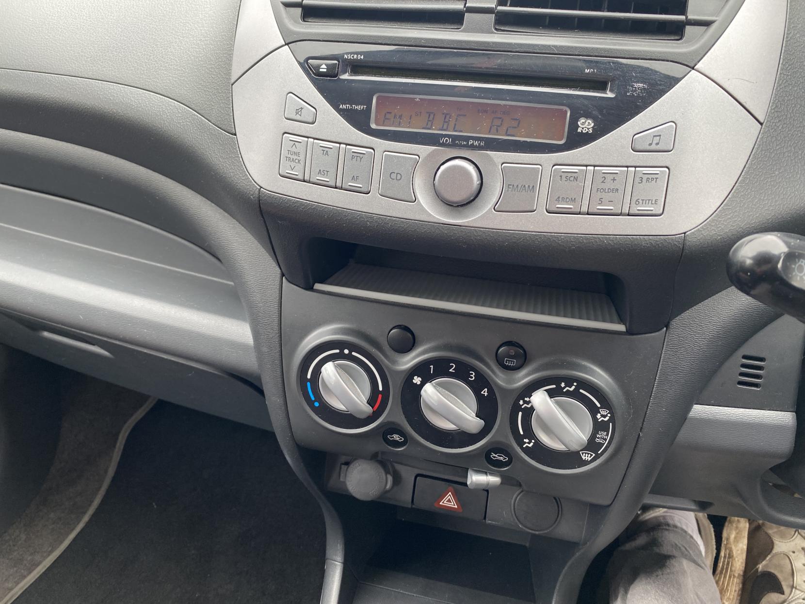 Suzuki Alto 1.0 12V SZ Hatchback 5dr Petrol Manual Euro 5 (68 ps)