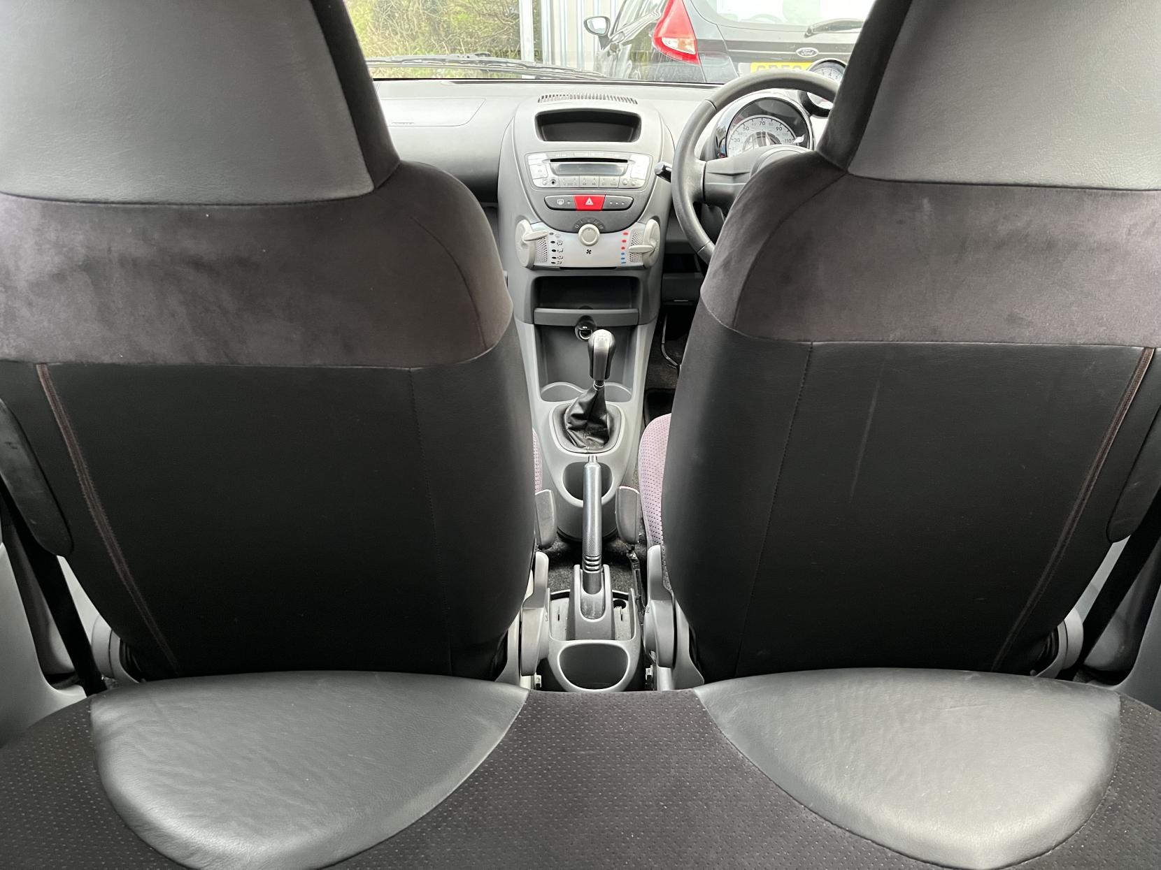 Citroen C1 1.0i VTR+ Hatchback 3dr Petrol Manual Euro 4 (68 ps)