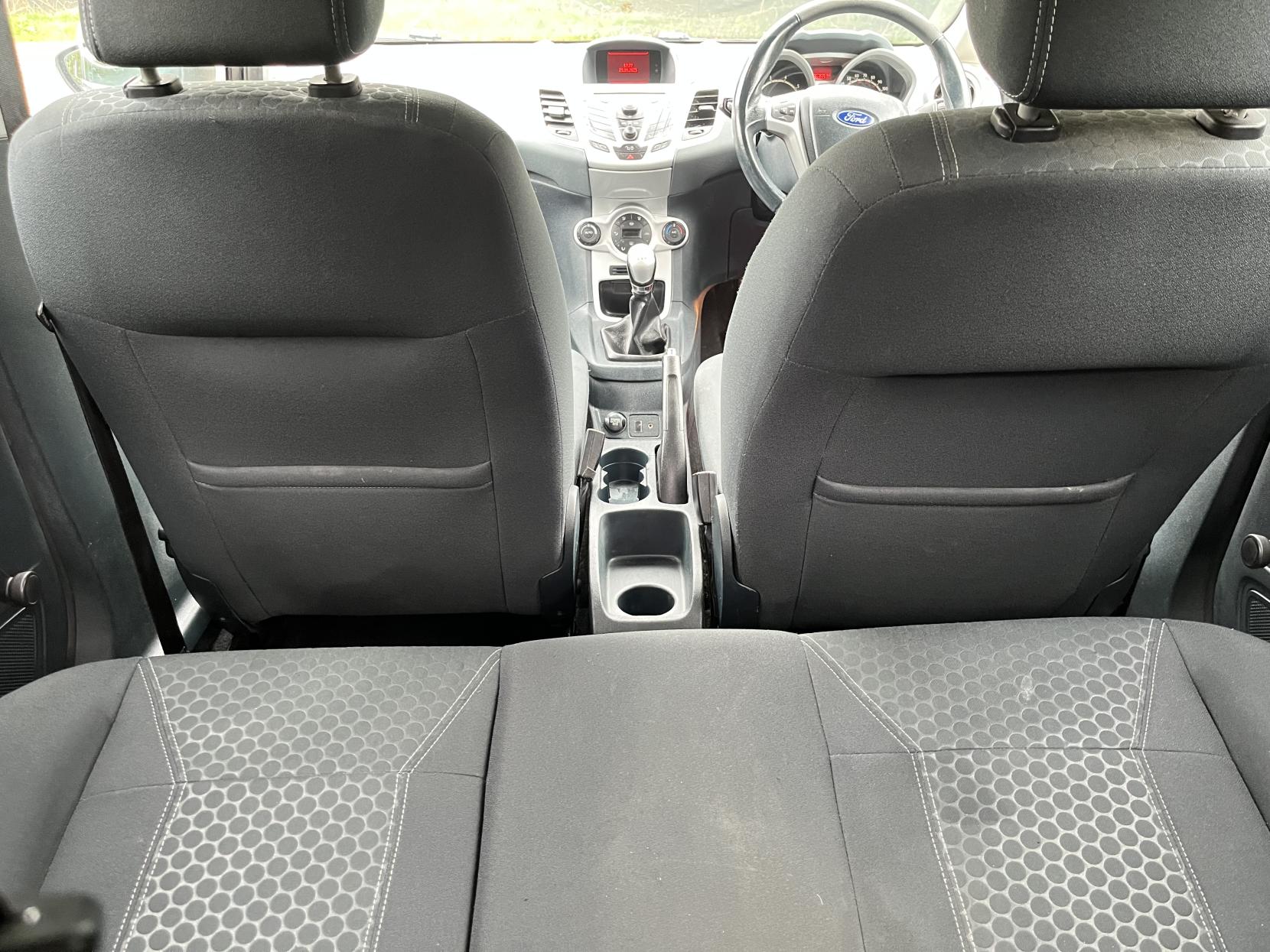 Ford Fiesta 1.4 Titanium Hatchback 5dr Petrol Manual (133 g/km, 94 bhp)