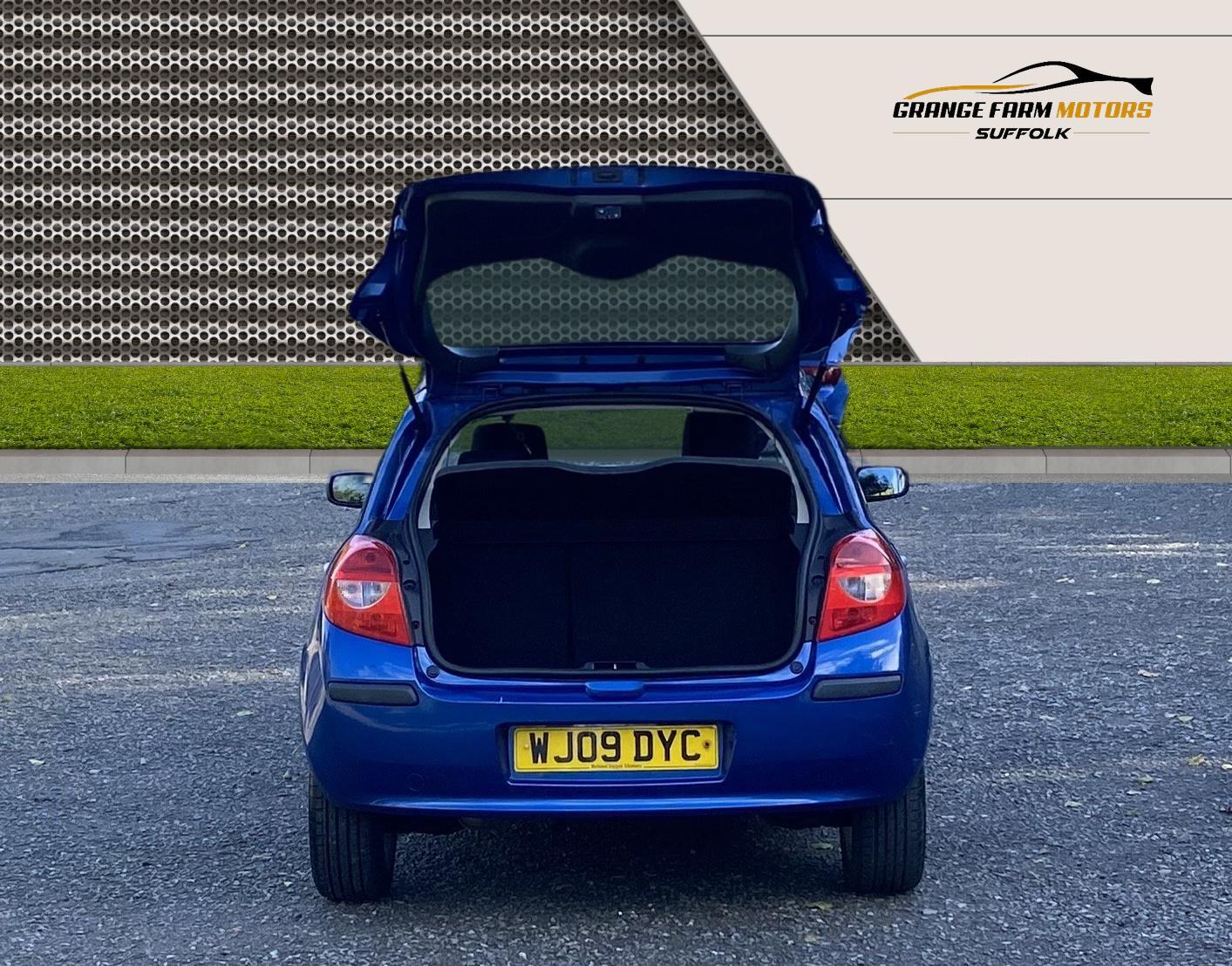 Renault Clio 1.2 16v Dynamique Hatchback 5dr Petrol Manual (139 g/km, 75 bhp)
