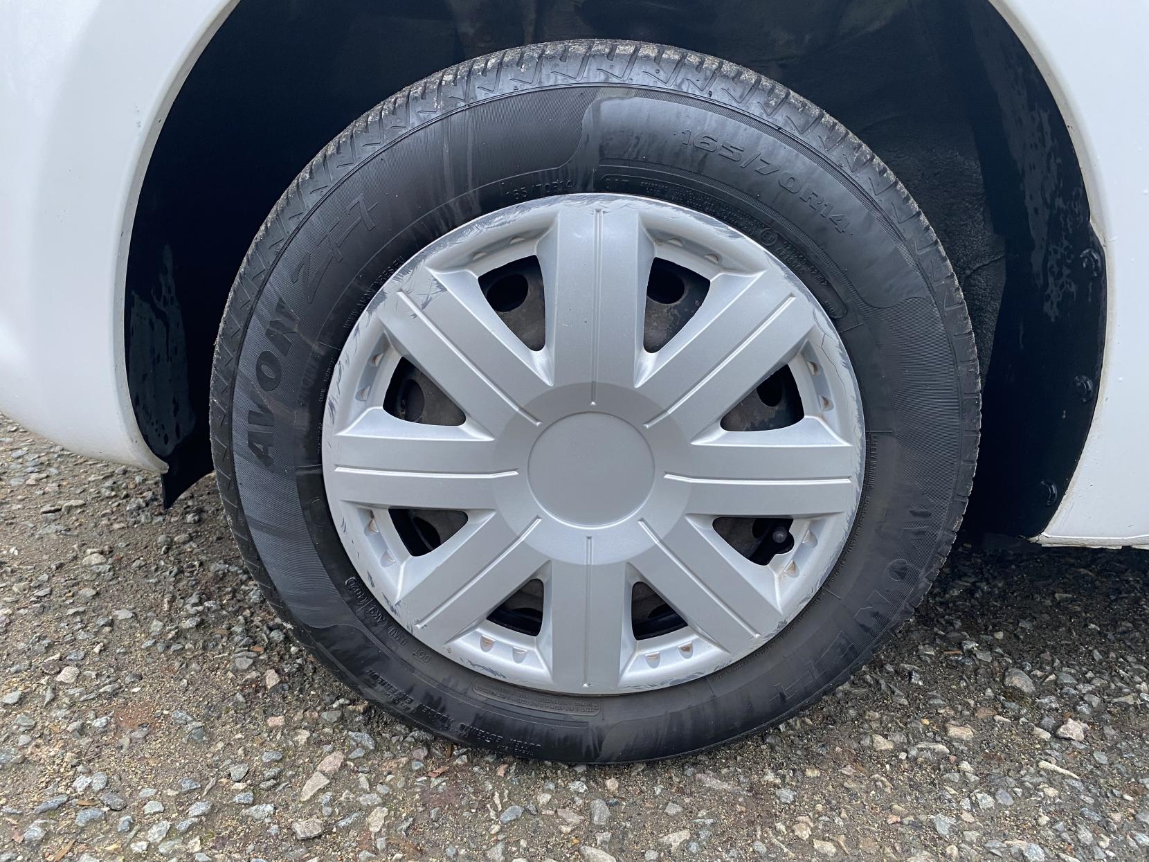 Nissan Micra 1.2 12V Visia Hatchback 5dr Petrol Manual Euro 5 (80 ps)