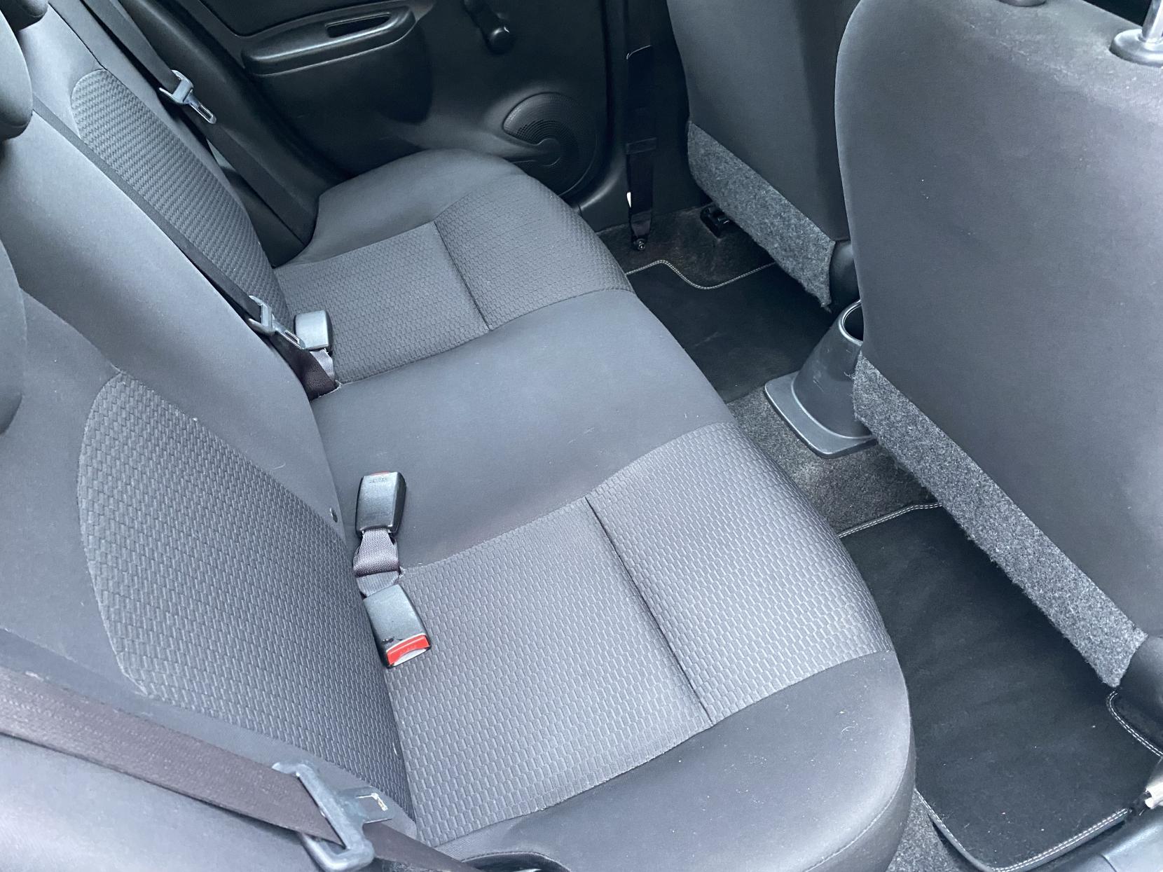 Nissan Micra 1.2 12V Visia Hatchback 5dr Petrol Manual Euro 5 (80 ps)