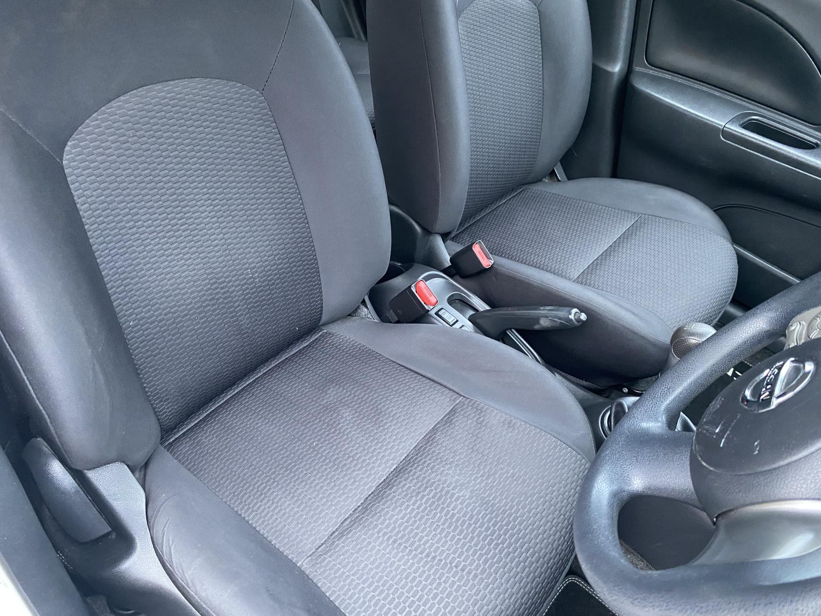 Nissan Micra 1.2 12V Visia Hatchback 5dr Petrol Manual Euro 5 (80 ps)