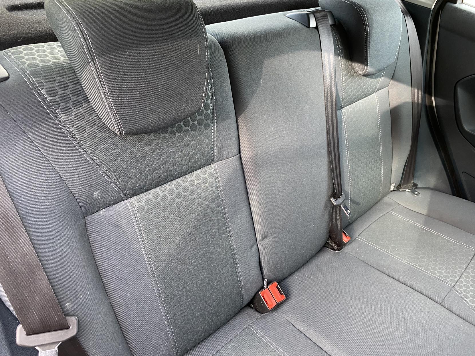 Ford Fiesta 1.25 Zetec Hatchback 5dr Petrol Manual (129 g/km, 81 bhp)