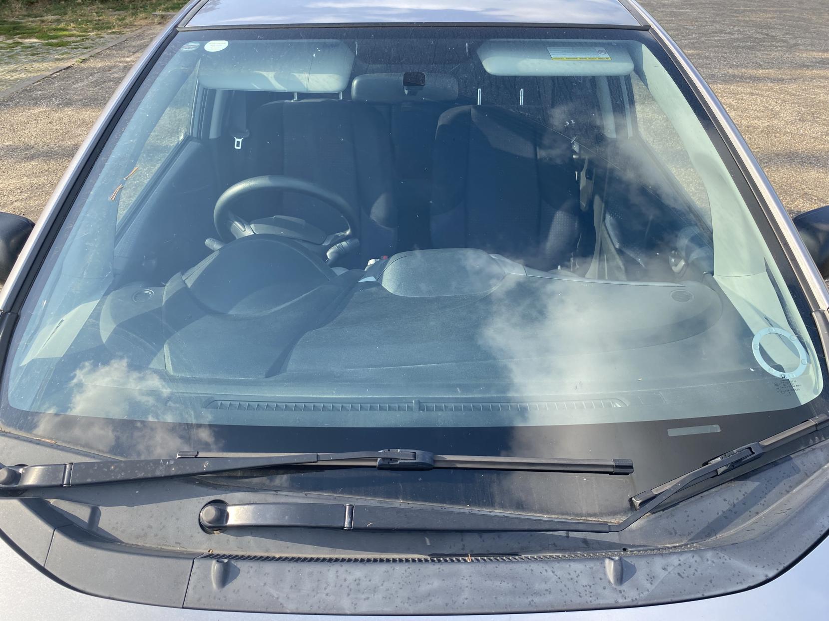 Honda Jazz 1.2 i-VTEC SE Hatchback 5dr Petrol Manual Euro 4 (90 ps)