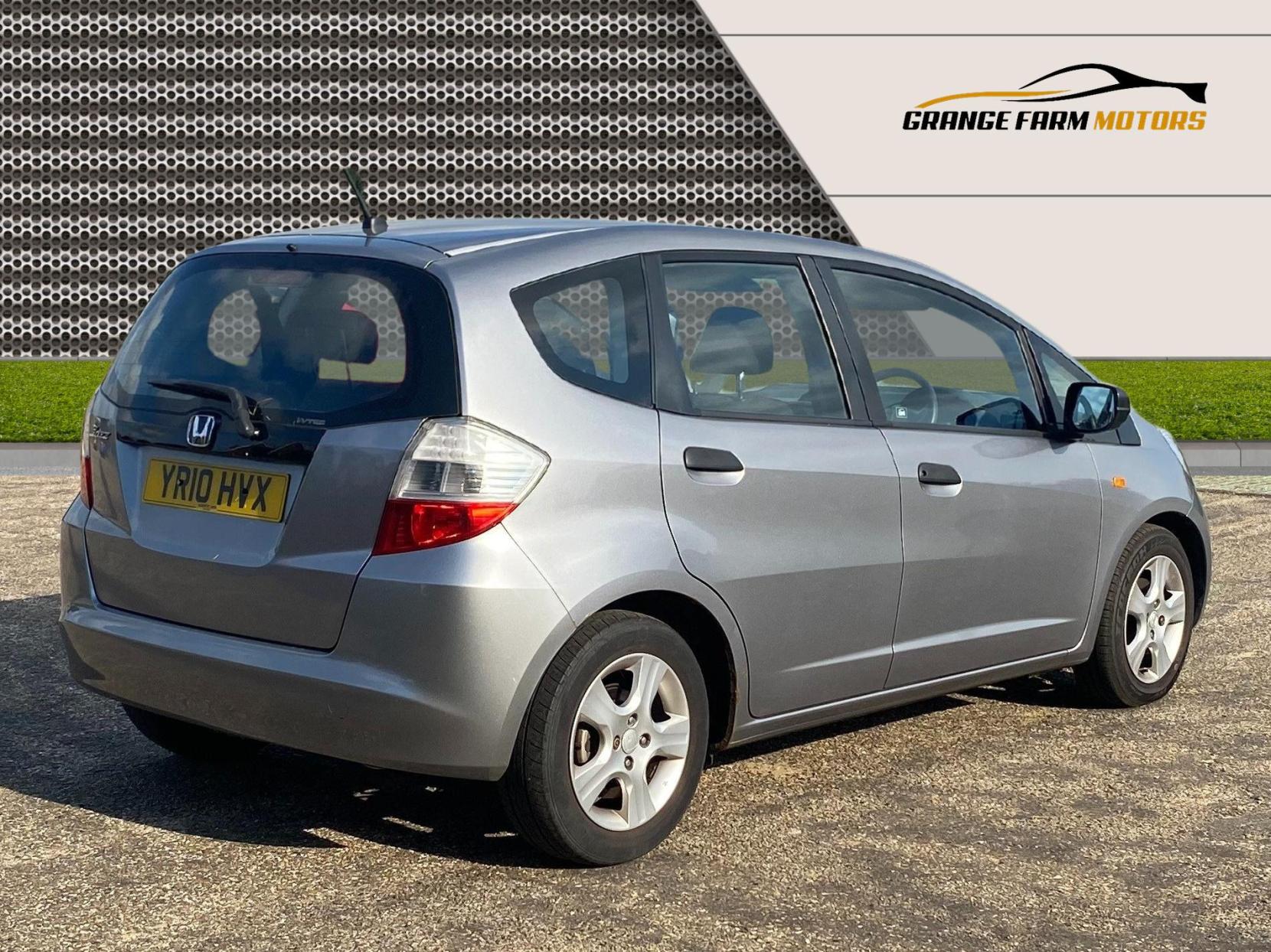 Honda Jazz 1.2 i-VTEC SE Hatchback 5dr Petrol Manual Euro 4 (90 ps)