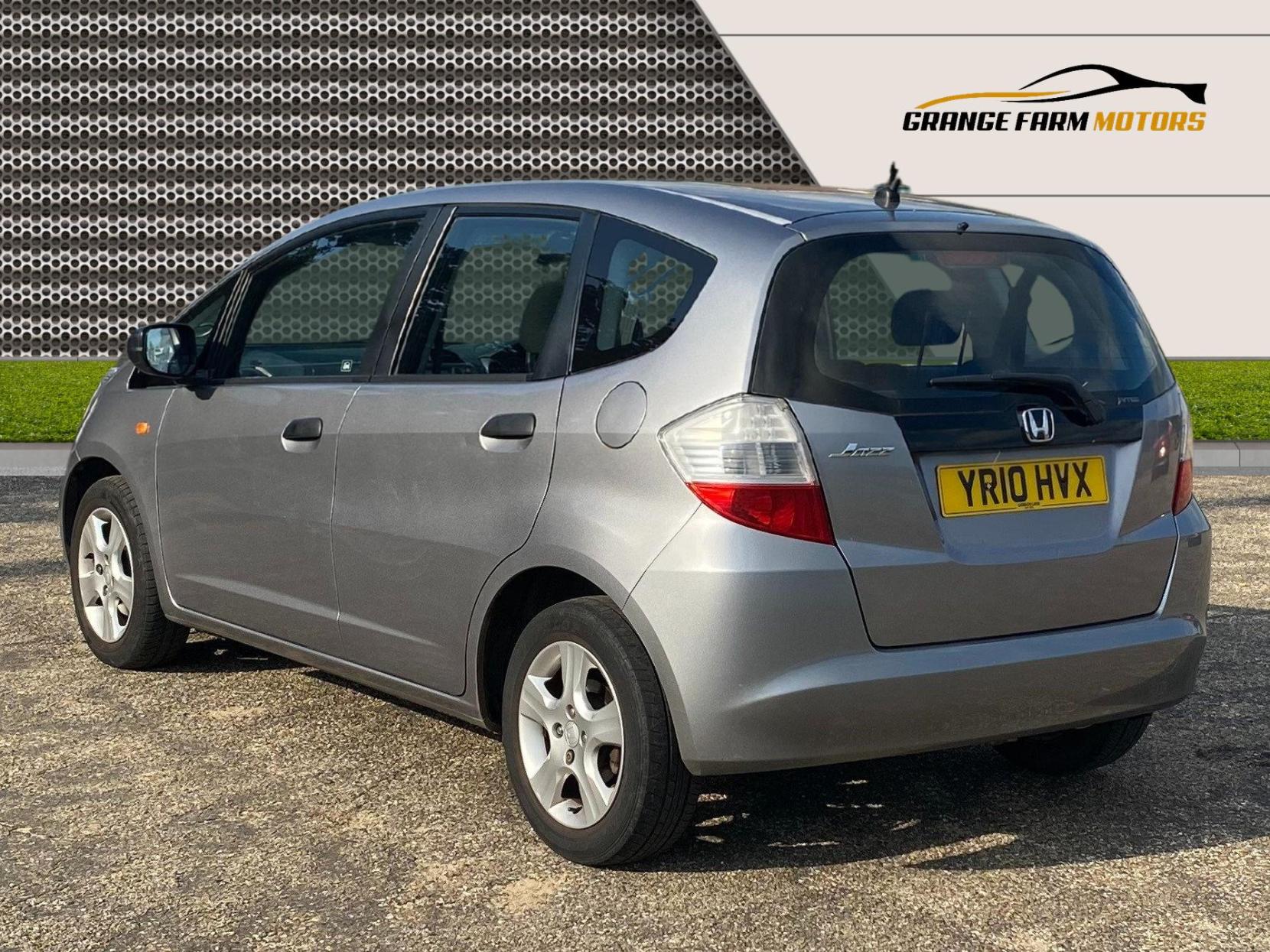 Honda Jazz 1.2 i-VTEC SE Hatchback 5dr Petrol Manual Euro 4 (90 ps)