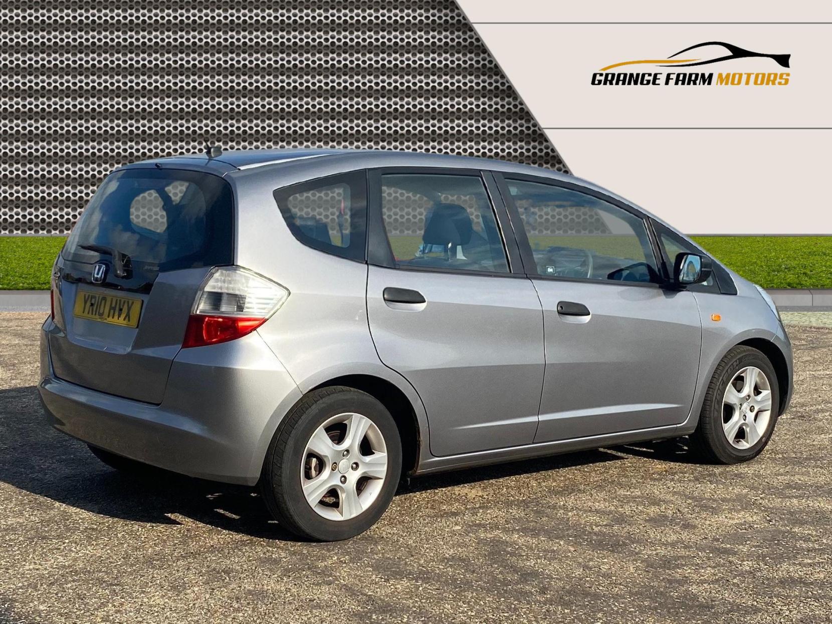 Honda Jazz 1.2 i-VTEC SE Hatchback 5dr Petrol Manual Euro 4 (90 ps)