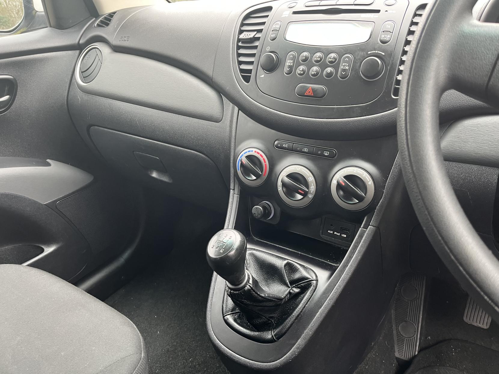 Hyundai i10 1.2 Active Hatchback 5dr Petrol Manual Euro 5 (85 bhp)