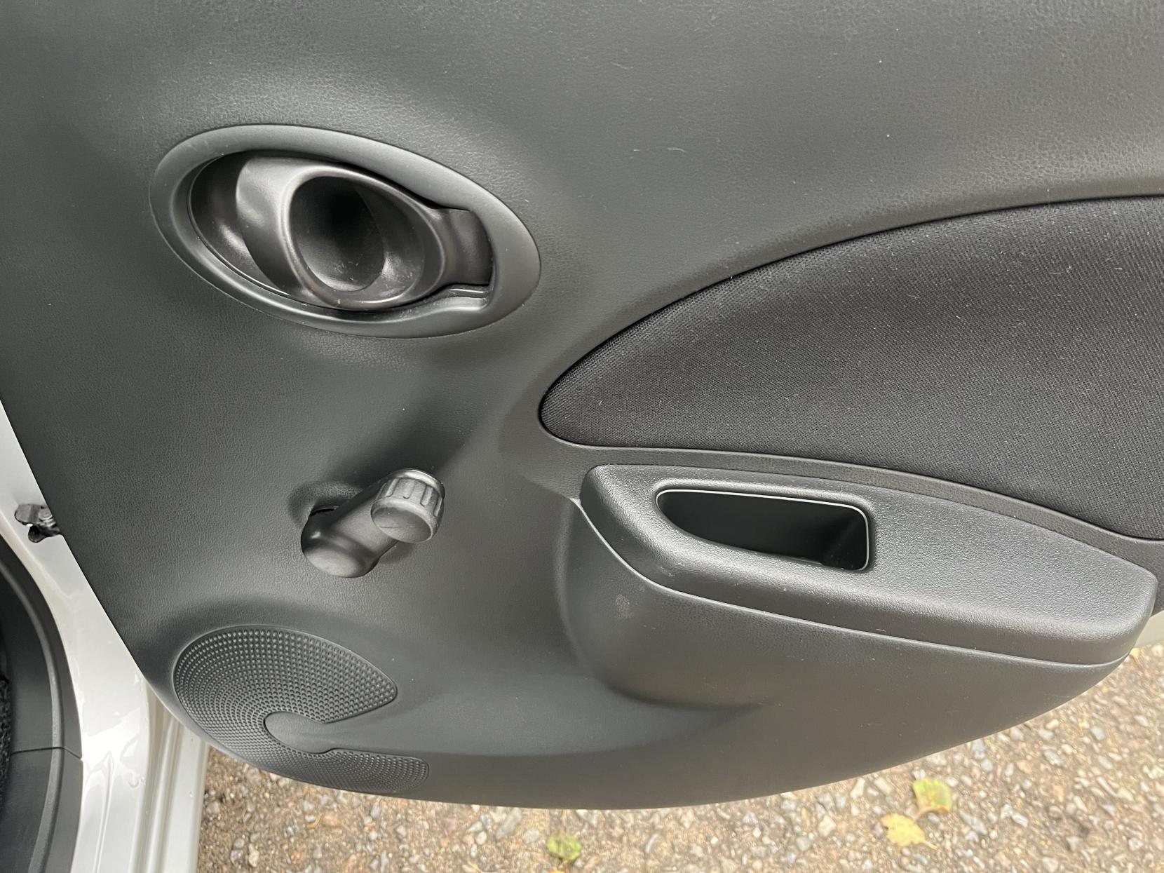 Nissan Micra 1.2 12V Acenta Hatchback 5dr Petrol Manual Euro 5 (80 ps)