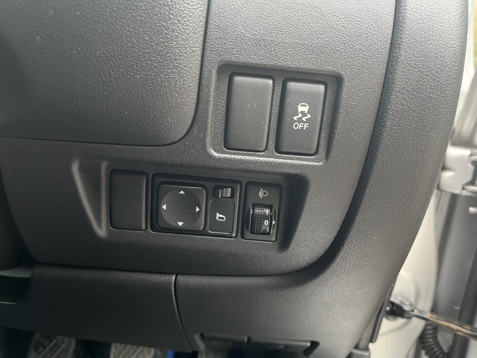 Nissan Micra 1.2 12V Acenta Hatchback 5dr Petrol Manual Euro 5 (80 ps)