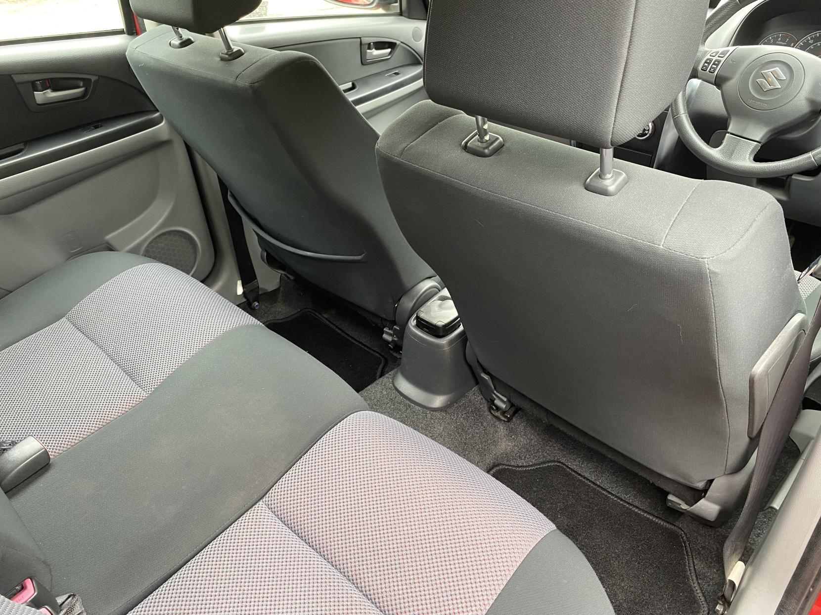 Suzuki SX4 1.6 16V GLX SUV 5dr Petrol Manual Euro 4 (106 ps)