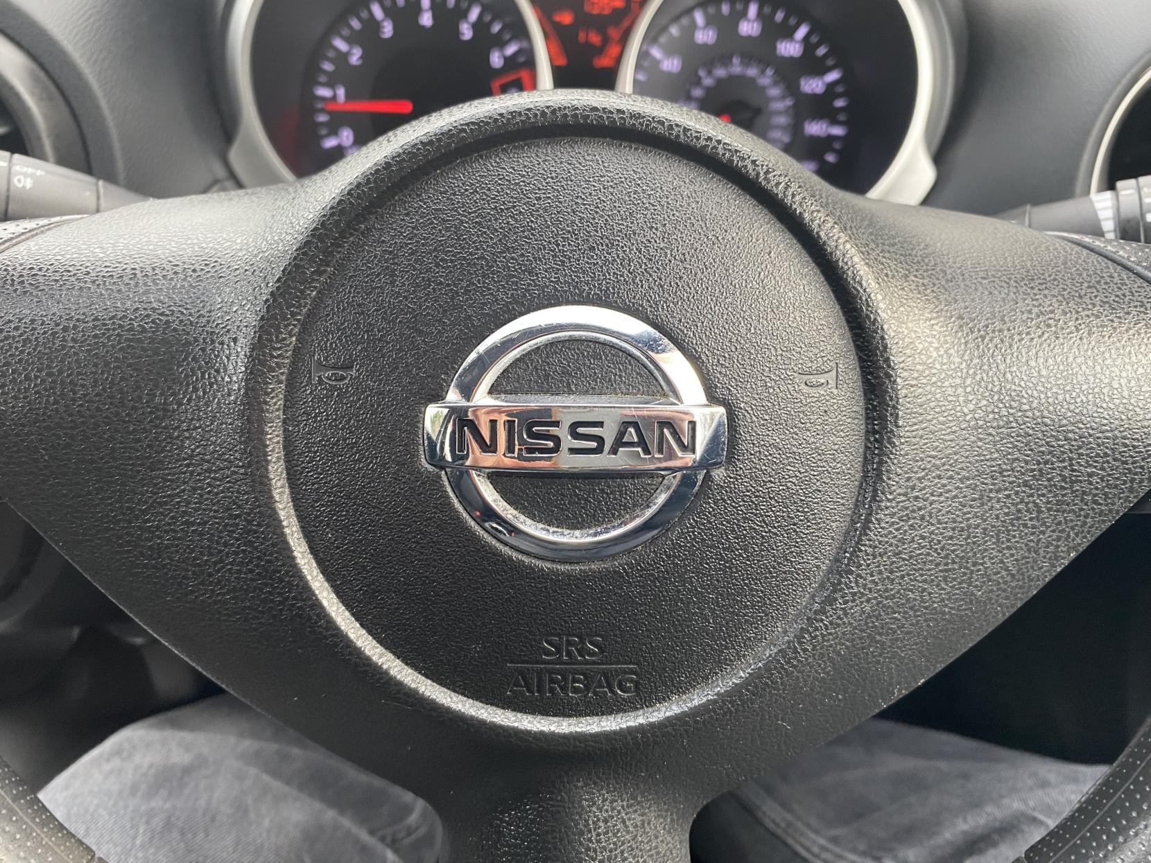 Nissan Juke 1.6 Visia SUV 5dr Petrol Manual Euro 5 (117 ps)