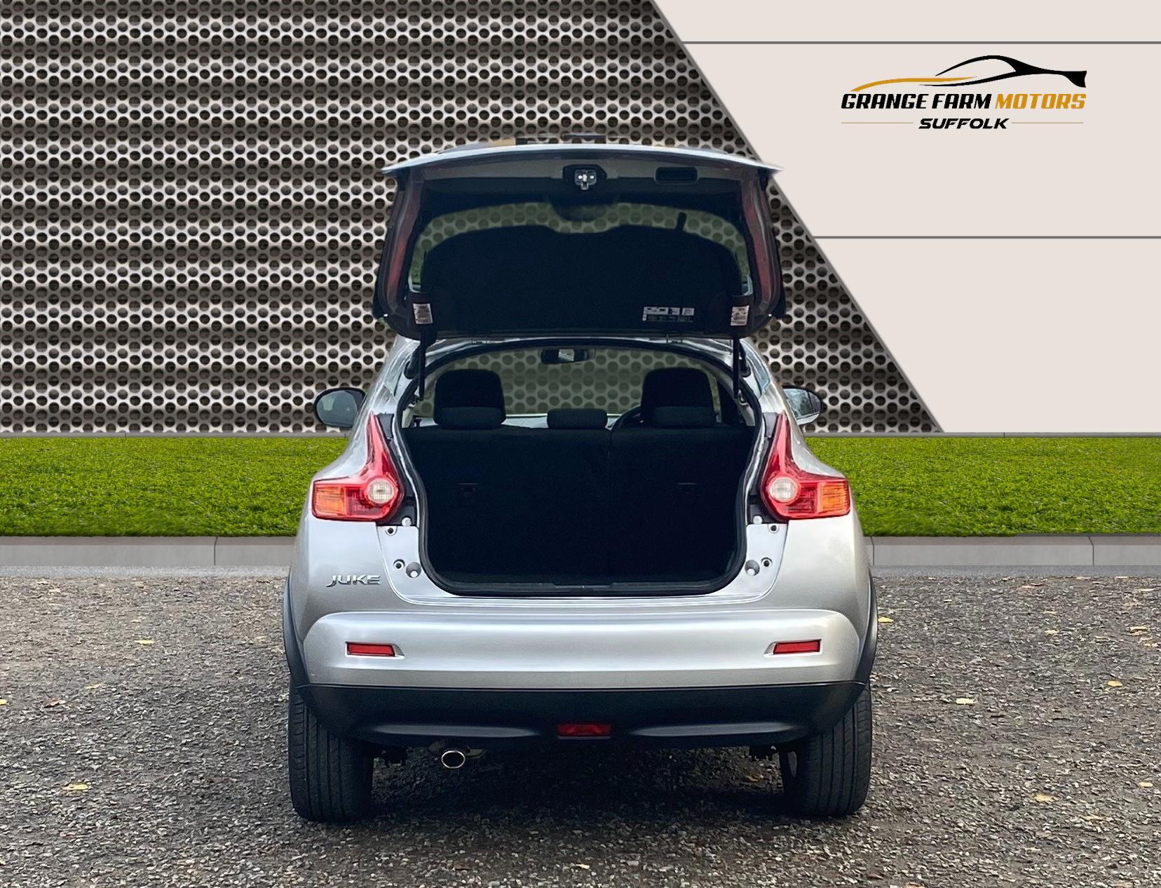 Nissan Juke 1.6 Visia SUV 5dr Petrol Manual Euro 5 (117 ps)