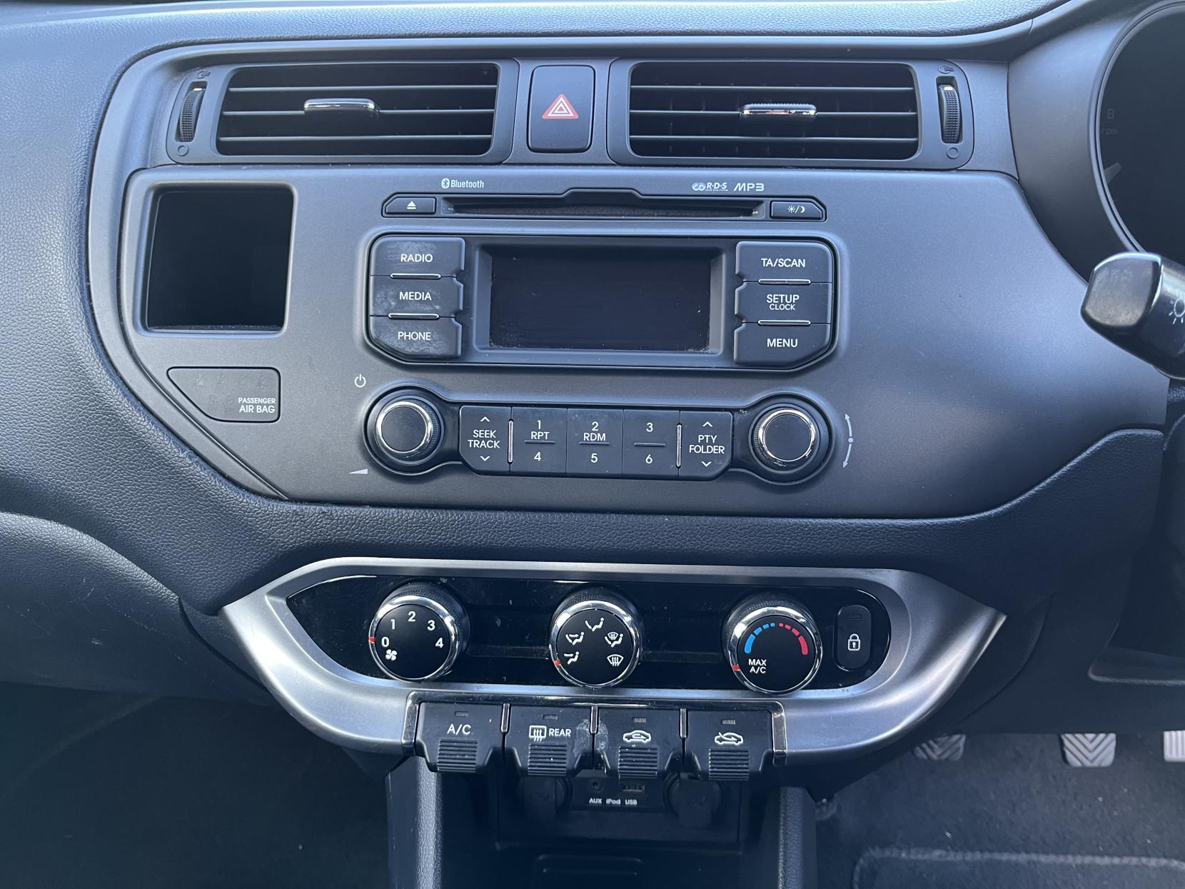 Kia Rio 1.25 2 Hatchback 3dr Petrol Manual Euro 5 (84 bhp)