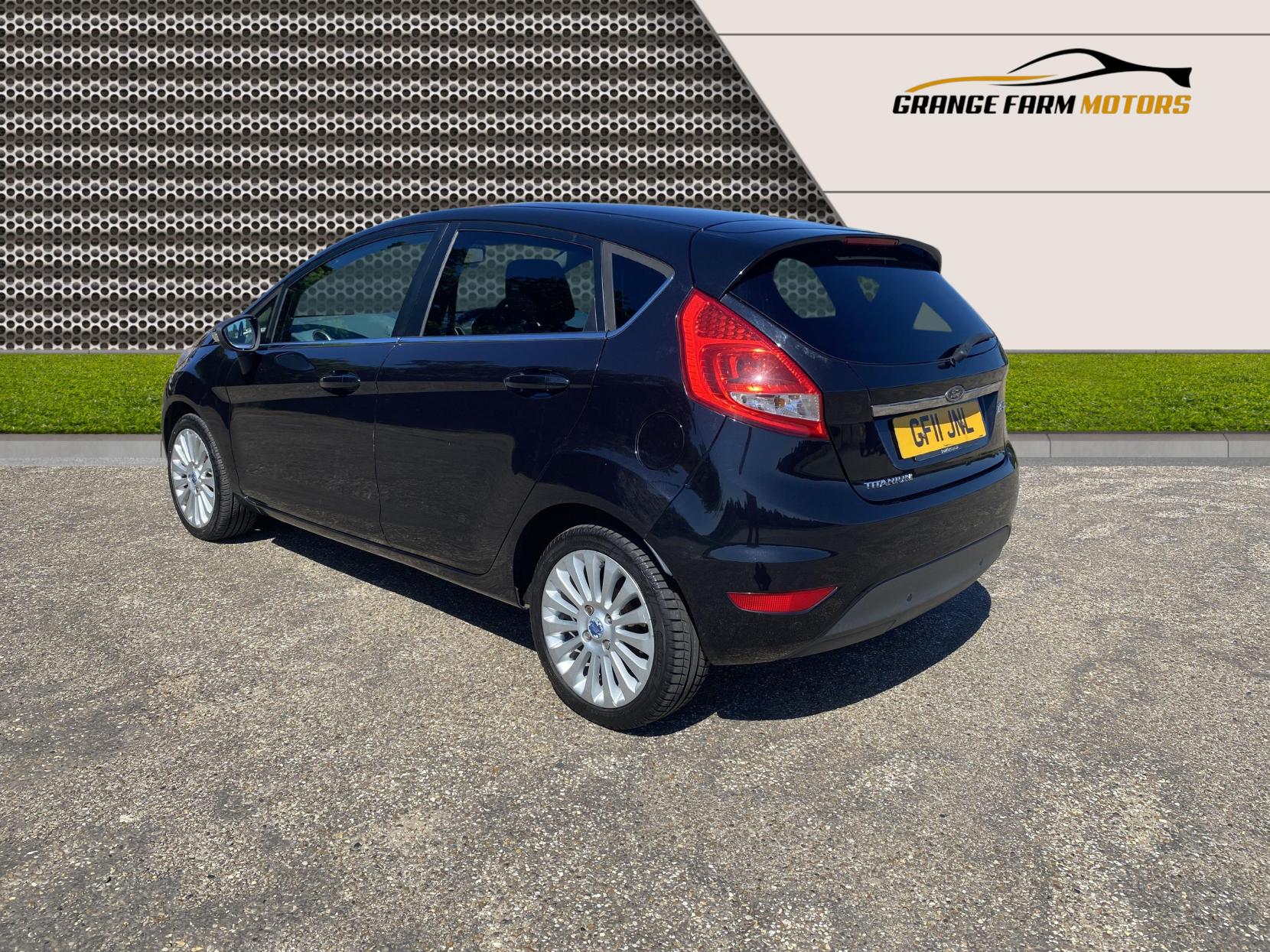 Ford Fiesta 1.6 Titanium Hatchback 5dr Petrol Manual (134 g/km, 118 bhp)