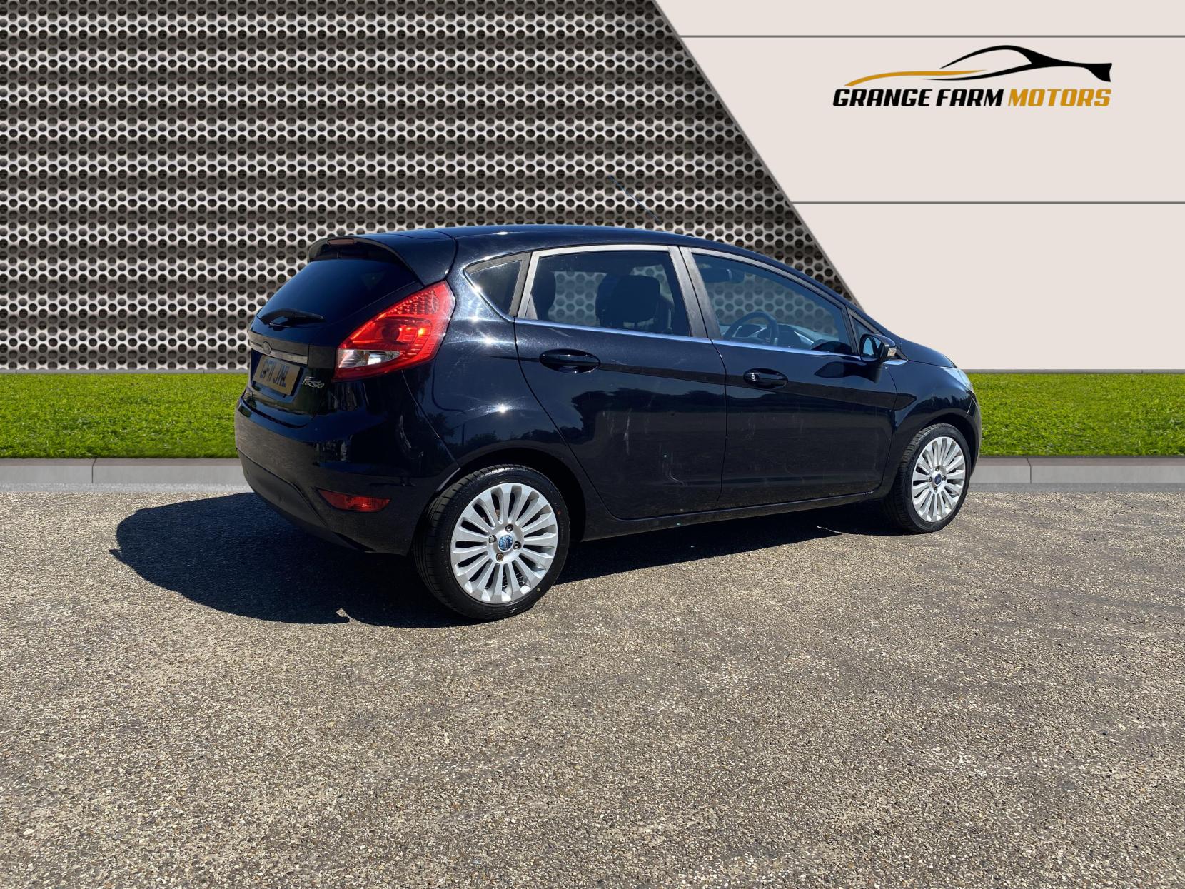 Ford Fiesta 1.6 Titanium Hatchback 5dr Petrol Manual (134 g/km, 118 bhp)