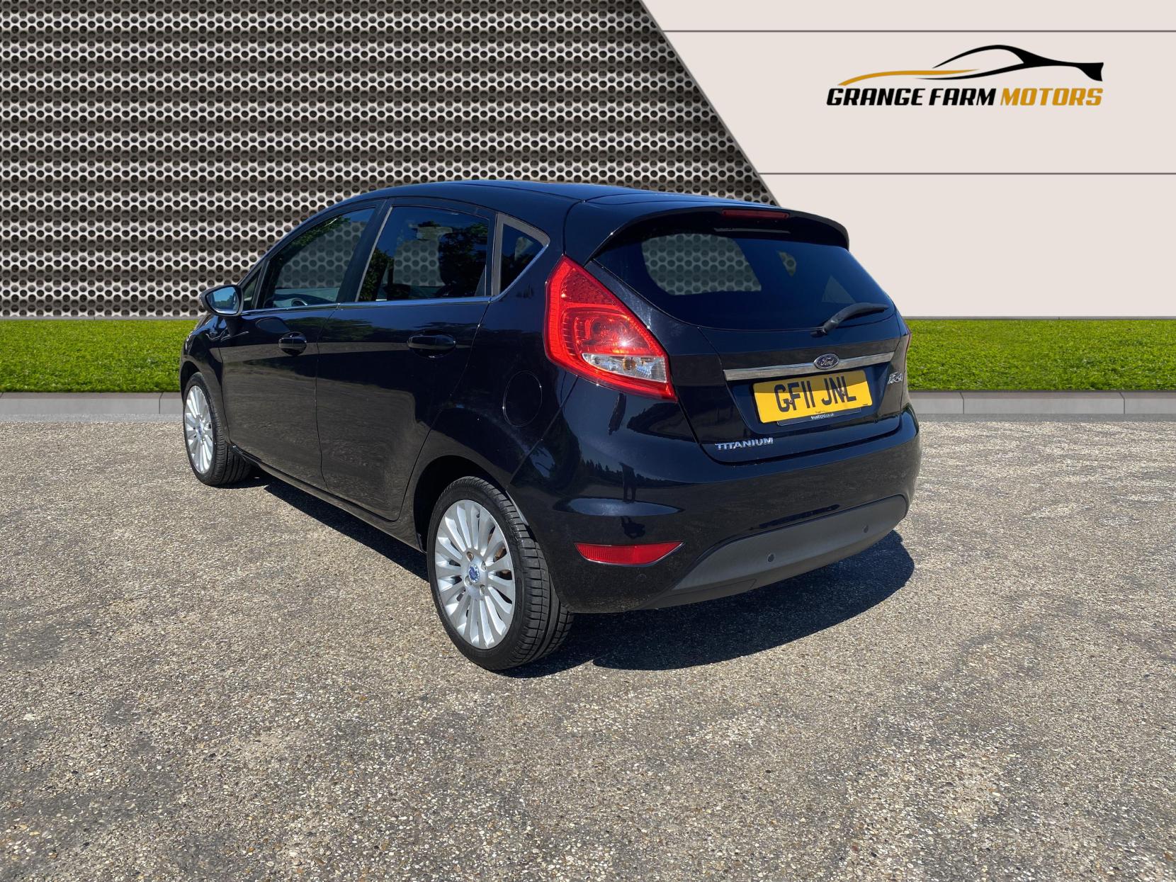 Ford Fiesta 1.6 Titanium Hatchback 5dr Petrol Manual (134 g/km, 118 bhp)