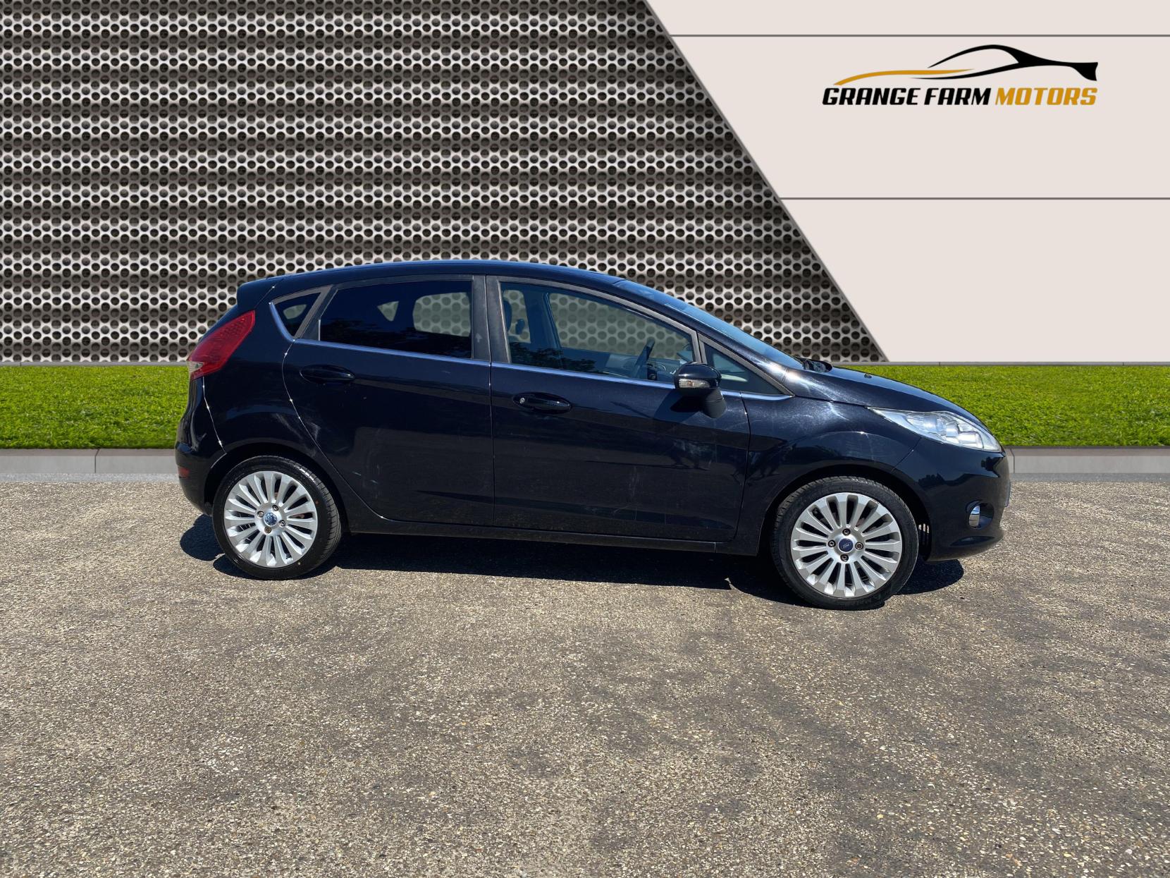Ford Fiesta 1.6 Titanium Hatchback 5dr Petrol Manual (134 g/km, 118 bhp)