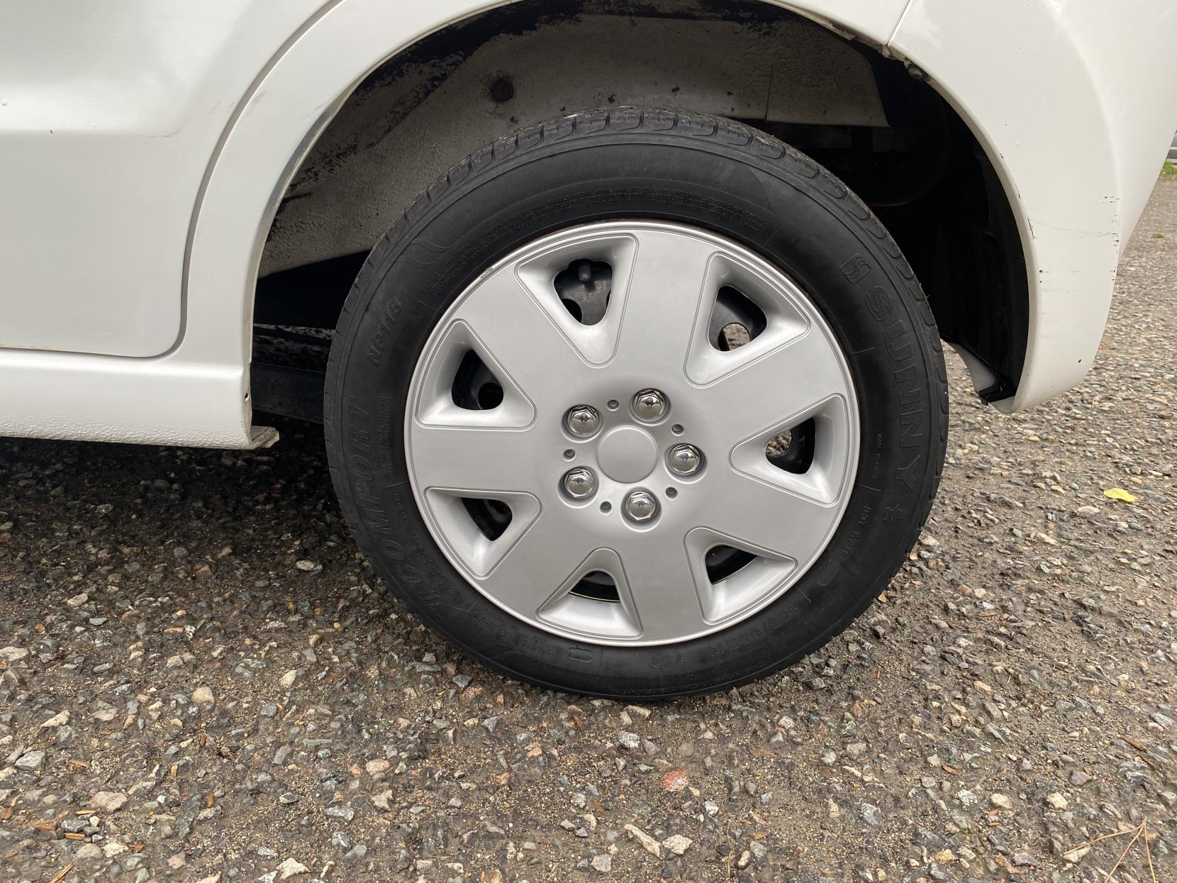 Suzuki Alto 1.0 12V SZ Hatchback 5dr Petrol Manual Euro 5 (68 ps)