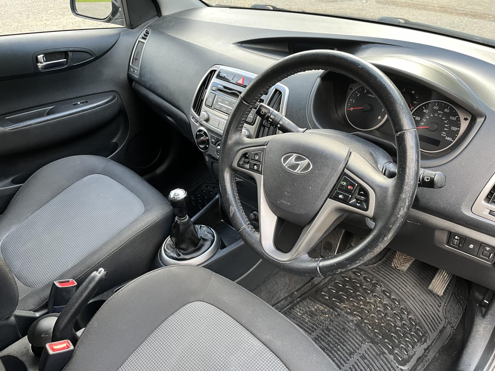 Hyundai i20 1.2 Active Hatchback 3dr Petrol Manual Euro 5 (85 bhp)