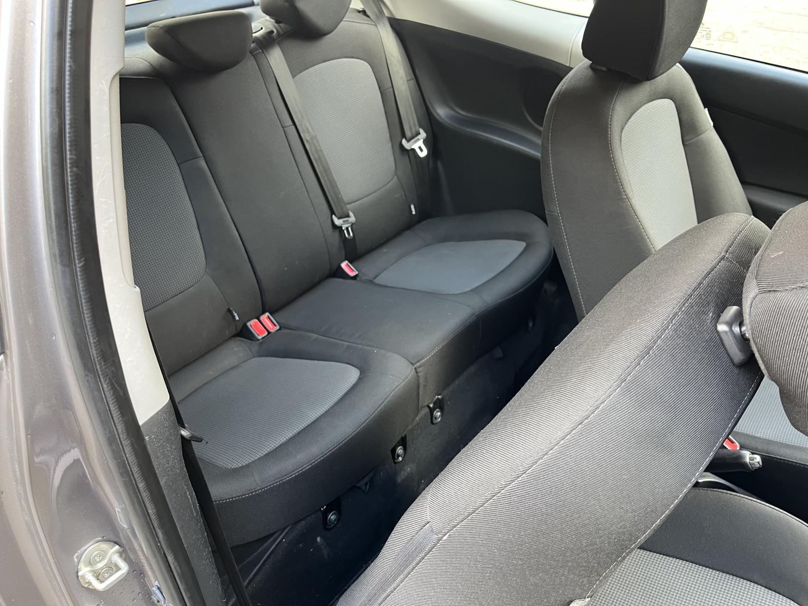 Hyundai i20 1.2 Active Hatchback 3dr Petrol Manual Euro 5 (85 bhp)