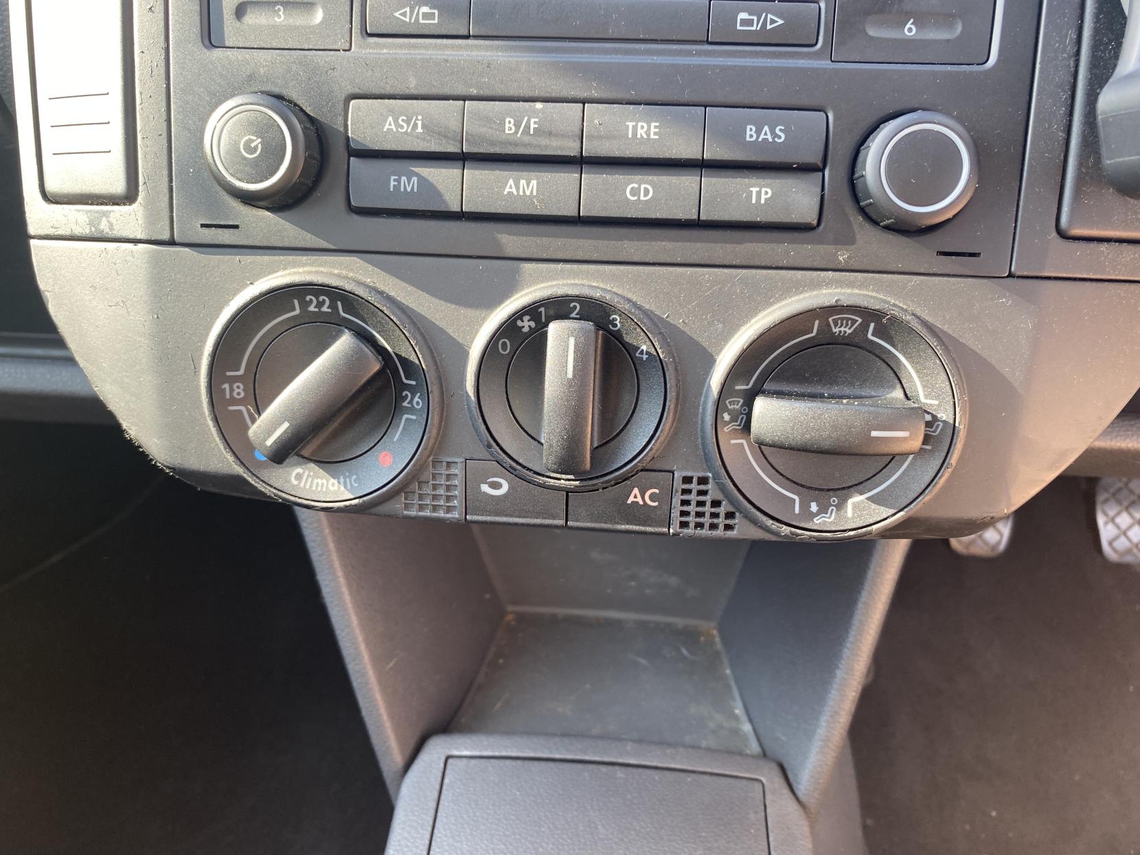 Volkswagen Polo 1.2 Match Hatchback 5dr Petrol Manual (138 g/km, 60 bhp)