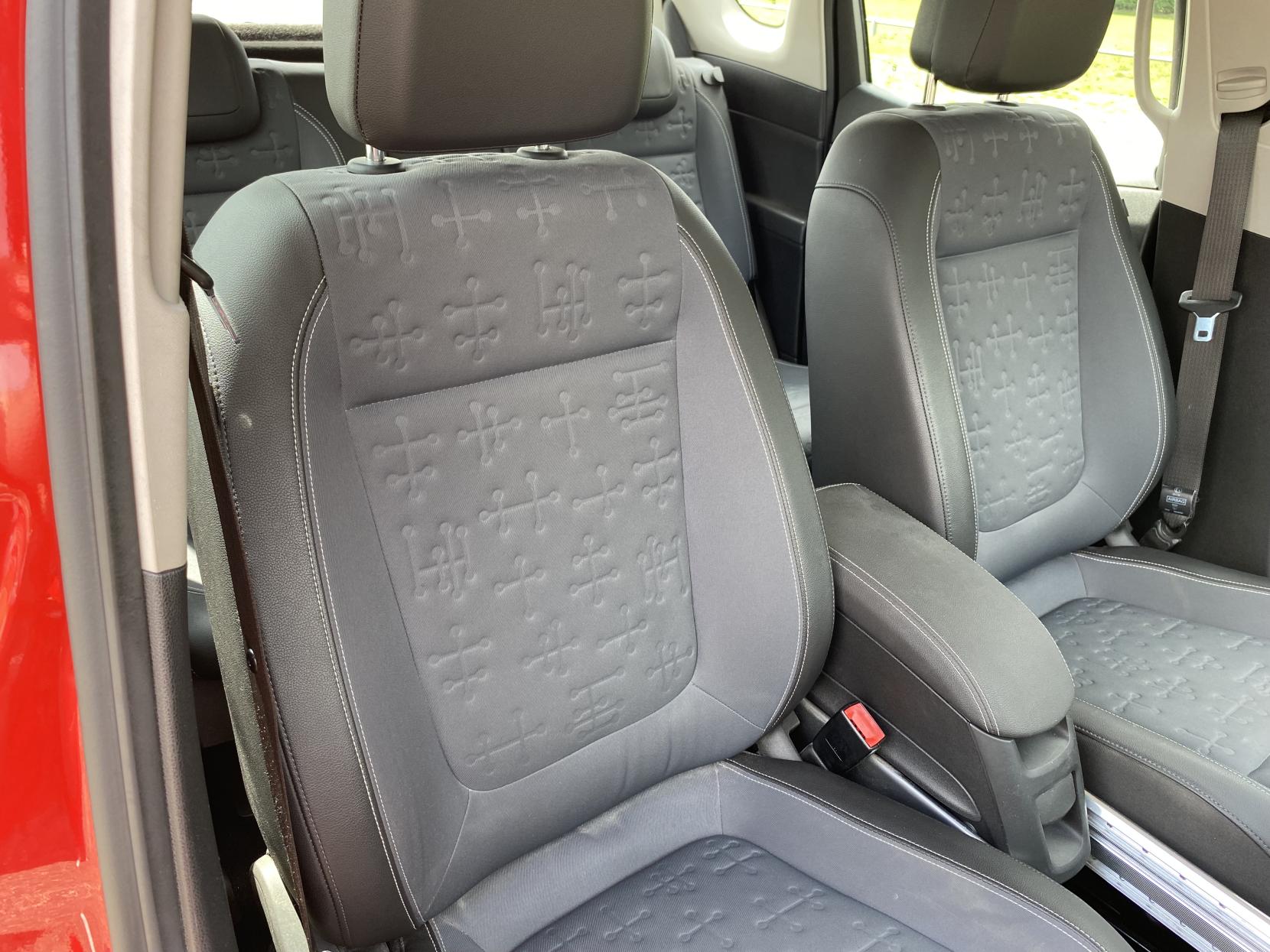 Vauxhall Meriva 1.4i Tech Line MPV 5dr Petrol Manual Euro 6 (100 ps)