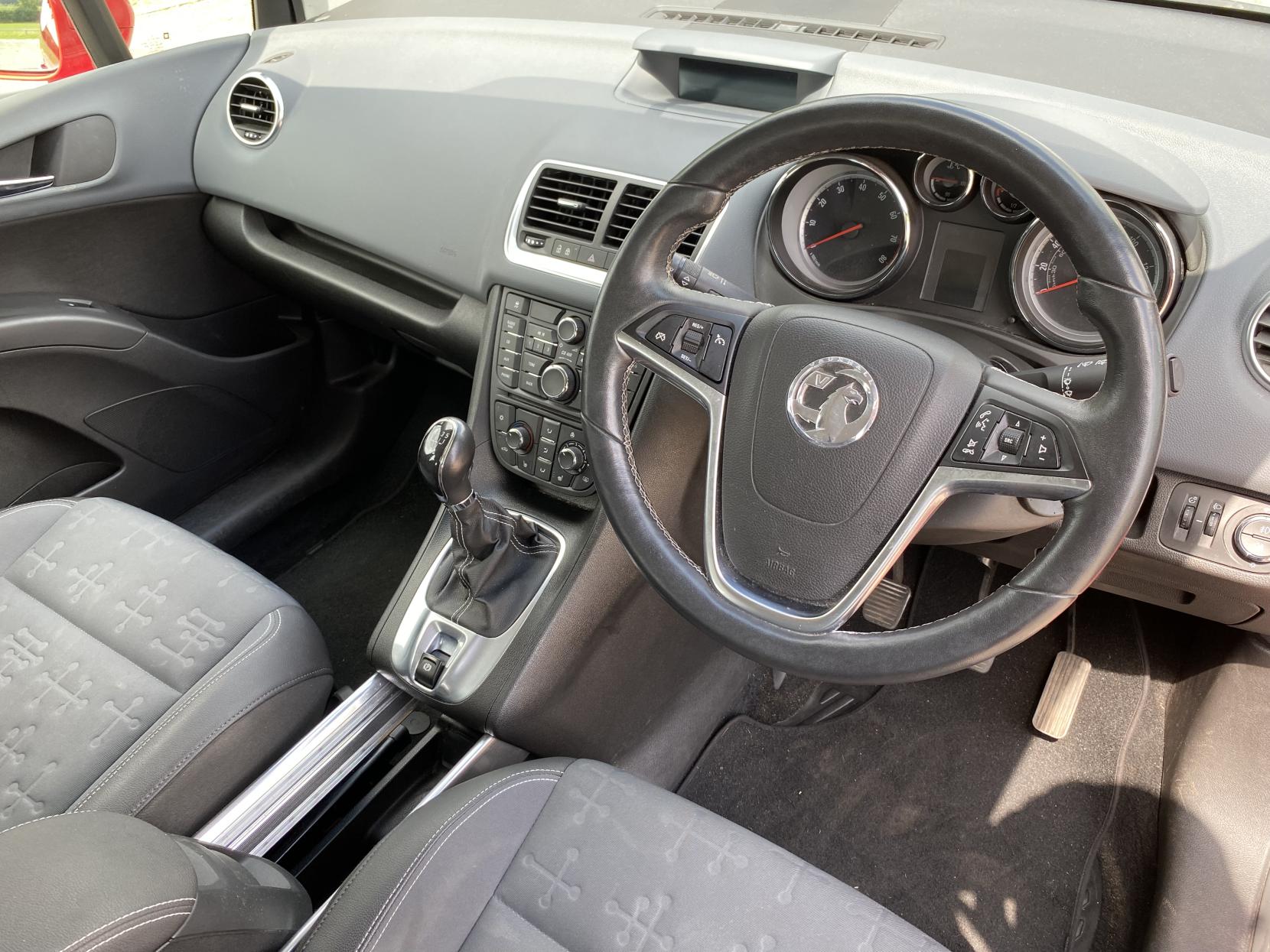 Vauxhall Meriva 1.4i Tech Line MPV 5dr Petrol Manual Euro 6 (100 ps)