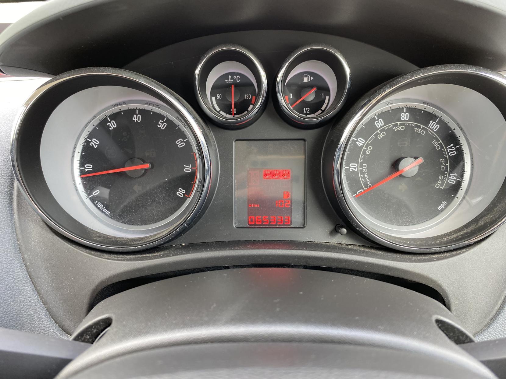 Vauxhall Meriva 1.4i Tech Line MPV 5dr Petrol Manual Euro 6 (100 ps)