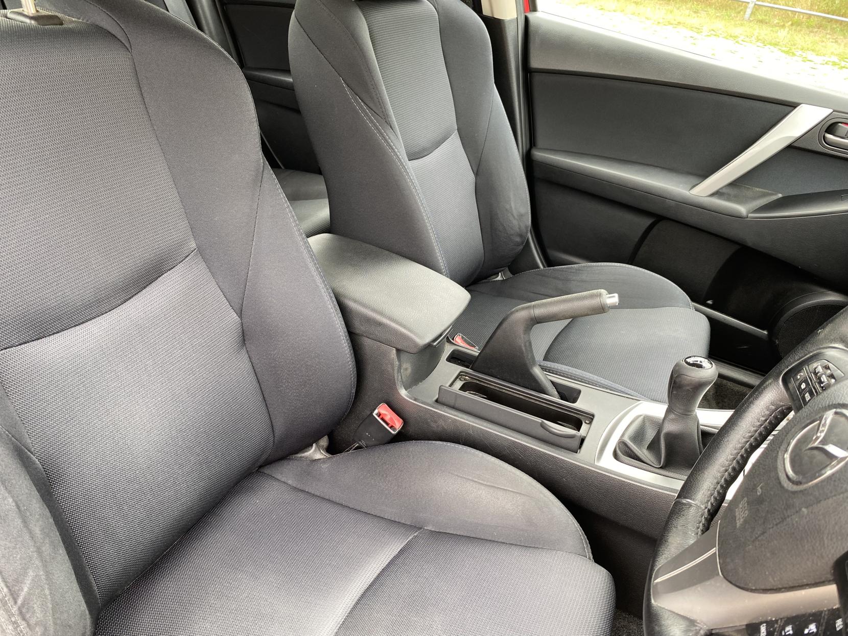 Mazda Mazda3 1.6 Takuya Hatchback 5dr Petrol Manual Euro 5 (105 ps)
